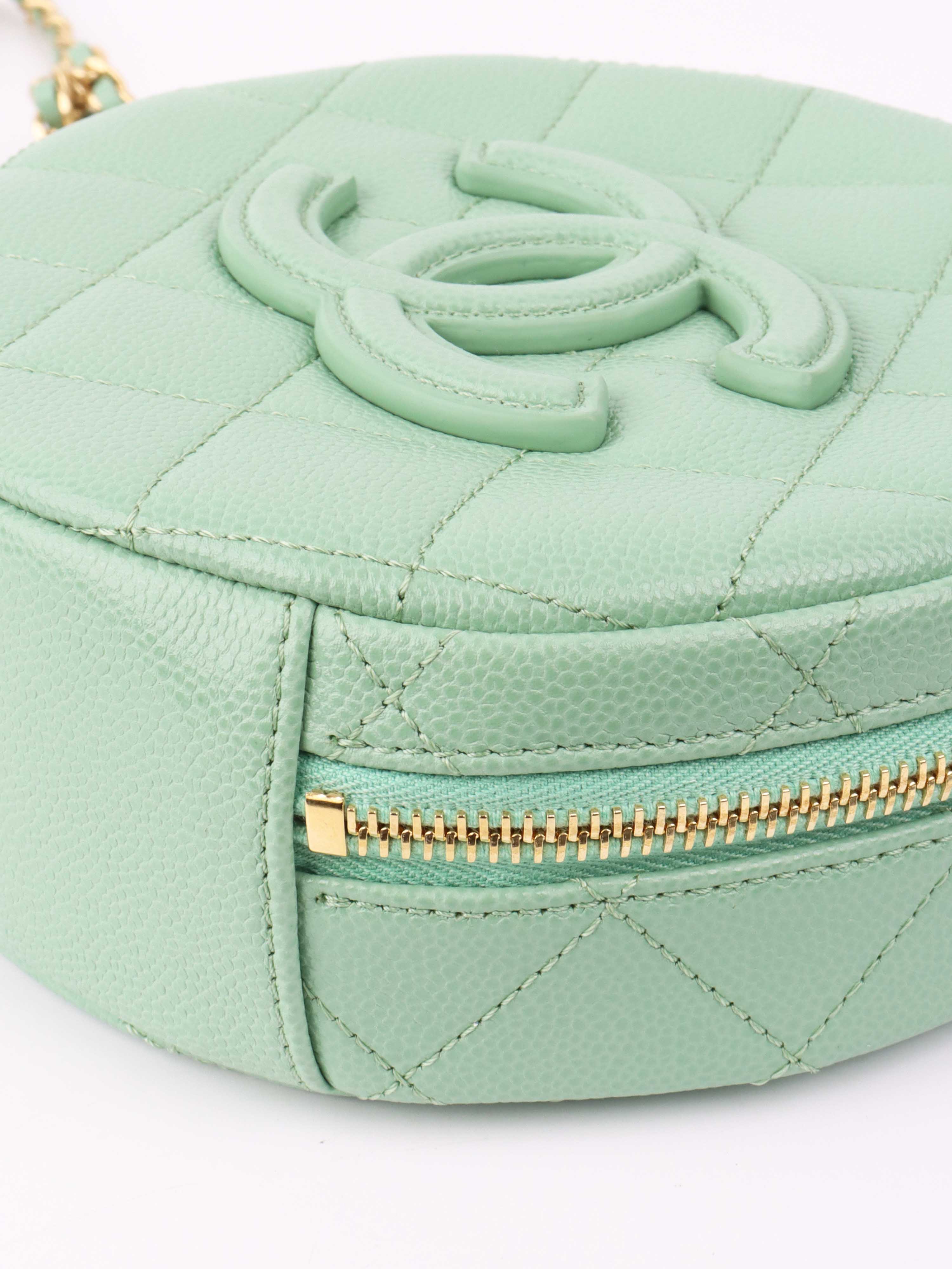 Chanel Green Round Vanity Bag - Luxury Women's Handbag for Evening Parties, Date Nights & Special Occasions