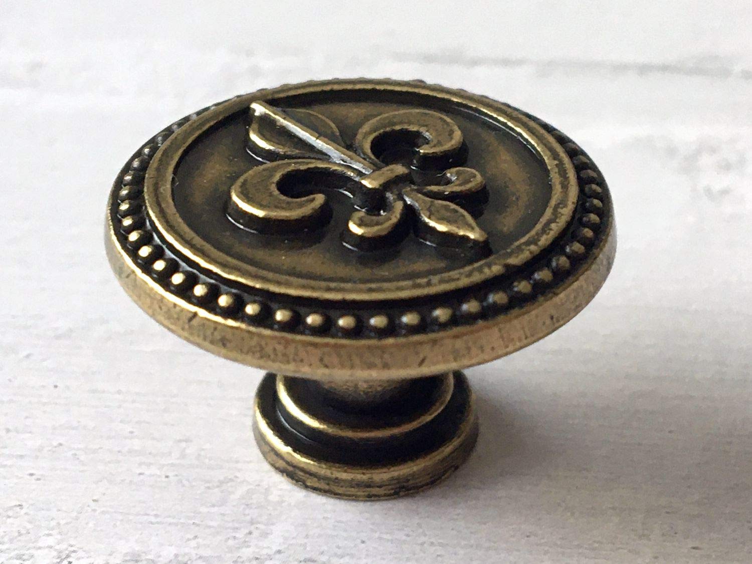 Vintage Bronze Fleur De Lis Knob - 1.1