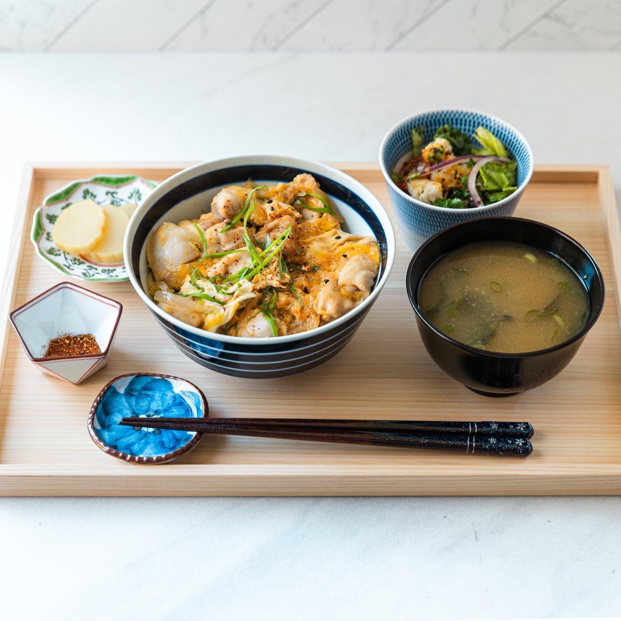 Elegant Floral Lacquered Chopsticks Set - Handcrafted Asian Dining Utensils for Sushi, Ramen & Home Decor