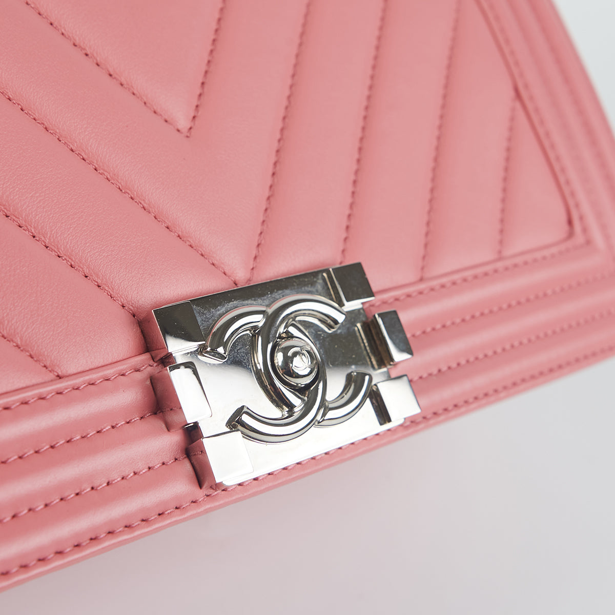 Chanel Chevron Quilted Boy Bag Old Medium Size Lambskin Leather Pink Crossbody Purse - Perfect for Date Night & Evening Events