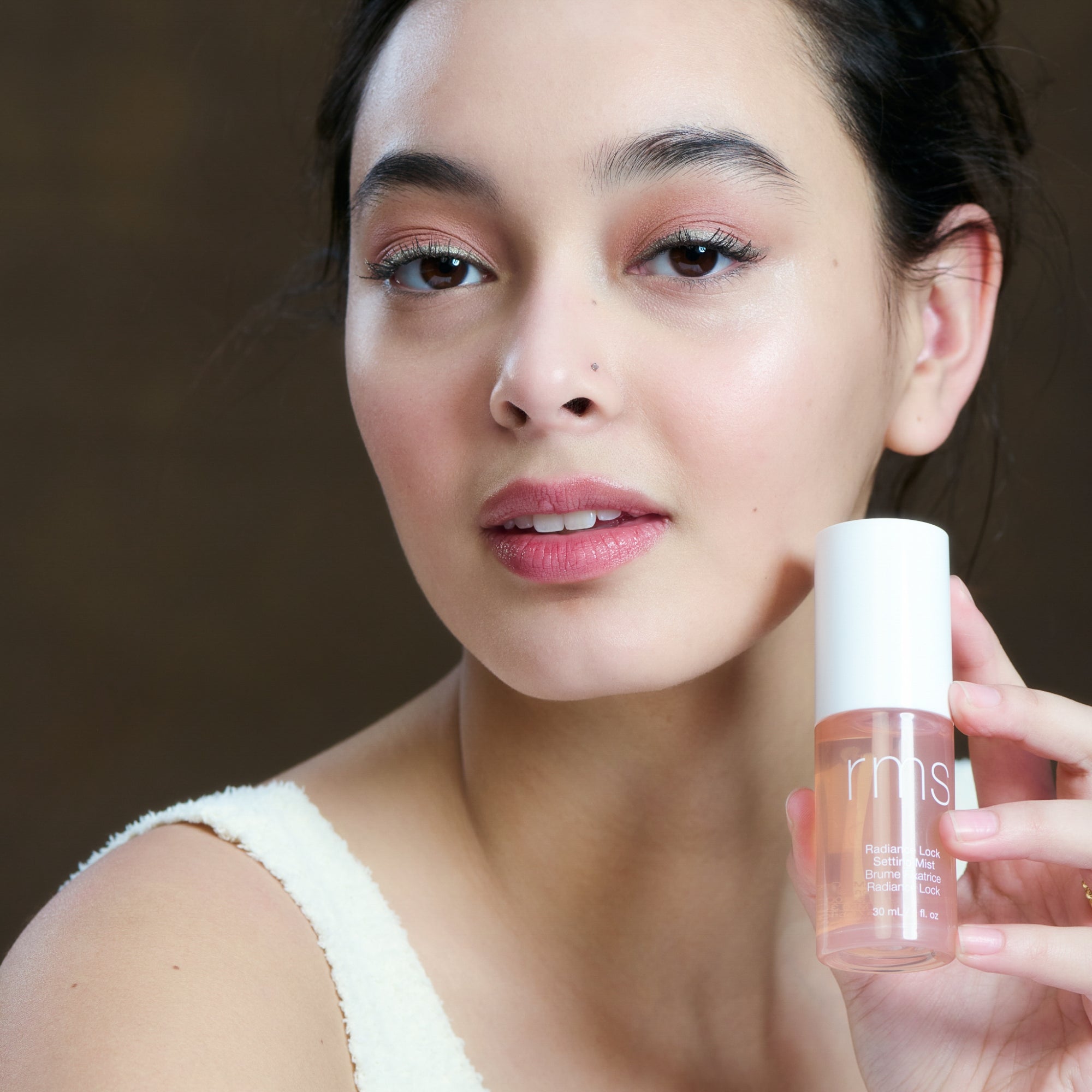 Radiance Lock Setting Mist - Long-Lasting Makeup Setting Spray for a Flawless Finish | Perfect for Daily Use, Weddings & Special Events