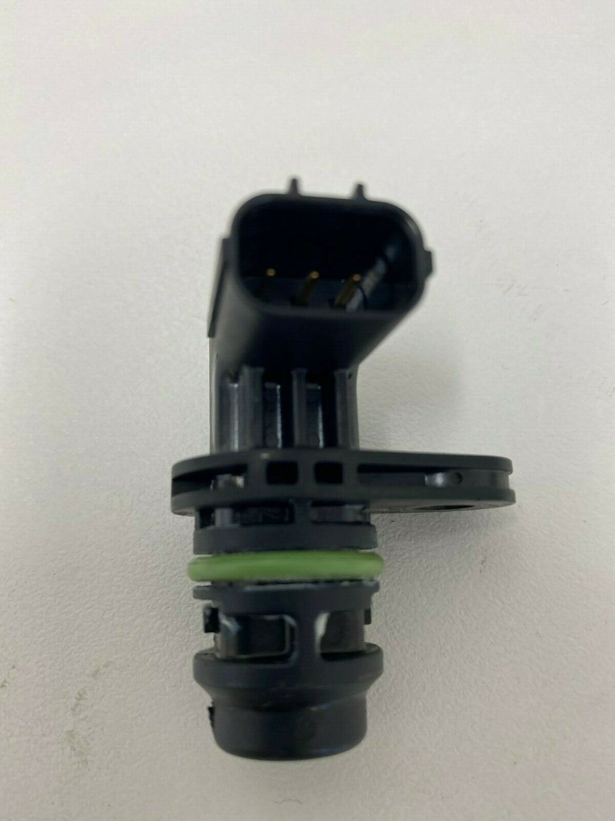 Genuine Holden Cruze & Captiva Diesel Camshaft Position Sensor - Replacement Part for Engine Performance & Diagnostics | Perfect for DIY Repairs & Auto Shops