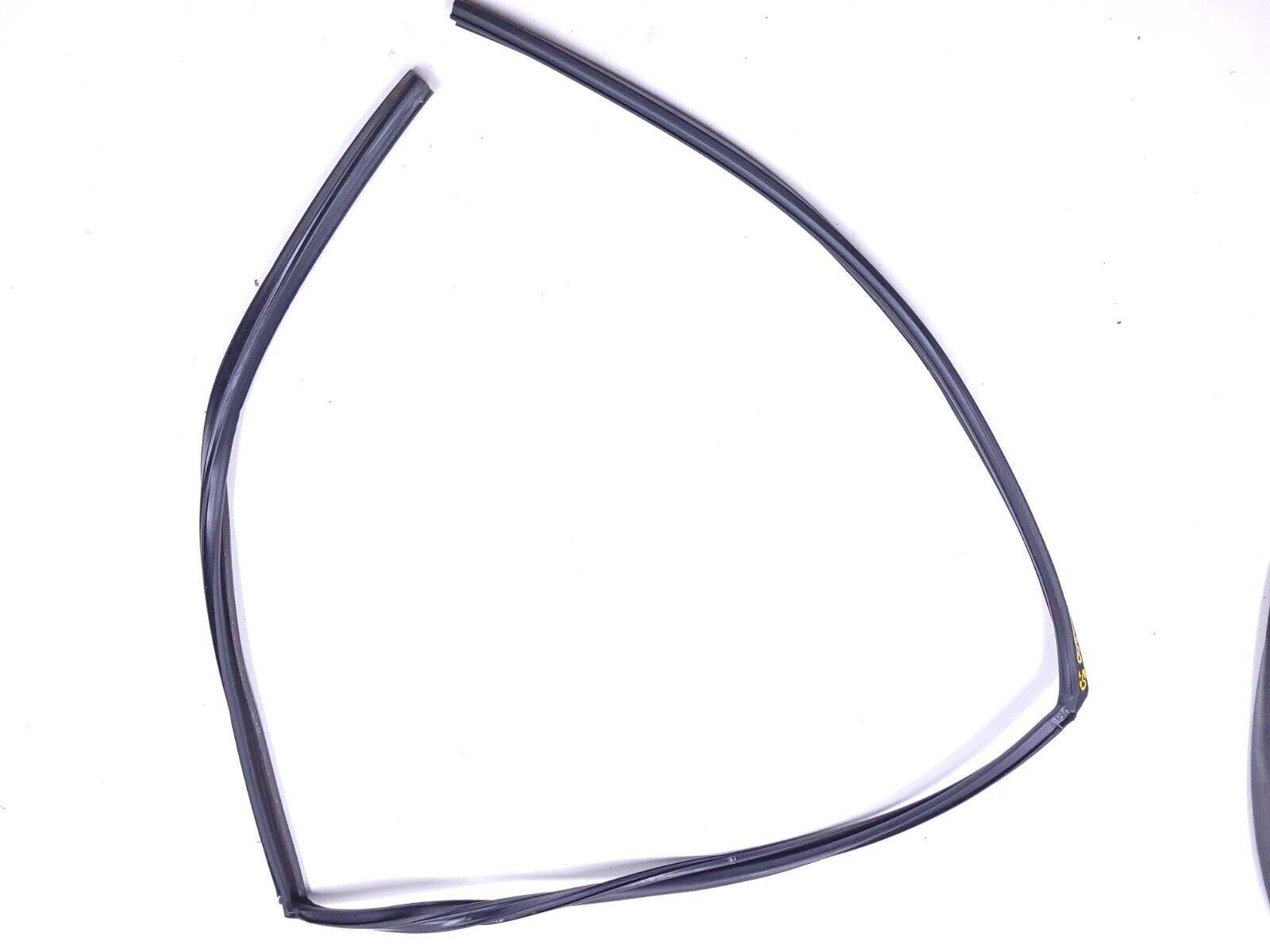 03 08 Toyota Corolla Rear Left Driver Side Door Weatherstrip Seal - 3pcs OEM Replacement - Perfect for Weather Protection & Noise Reduction