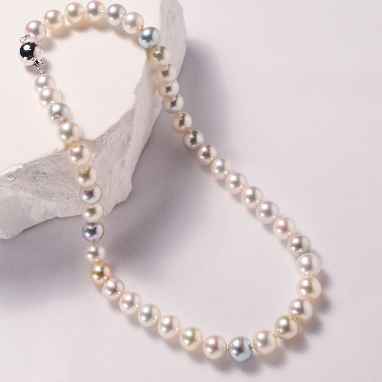 18K Gold Lustrous Aurora Multi-Color Akoya Pearl Necklace KN00275 - Elegant Jewelry for Weddings, Parties & Special Occasions