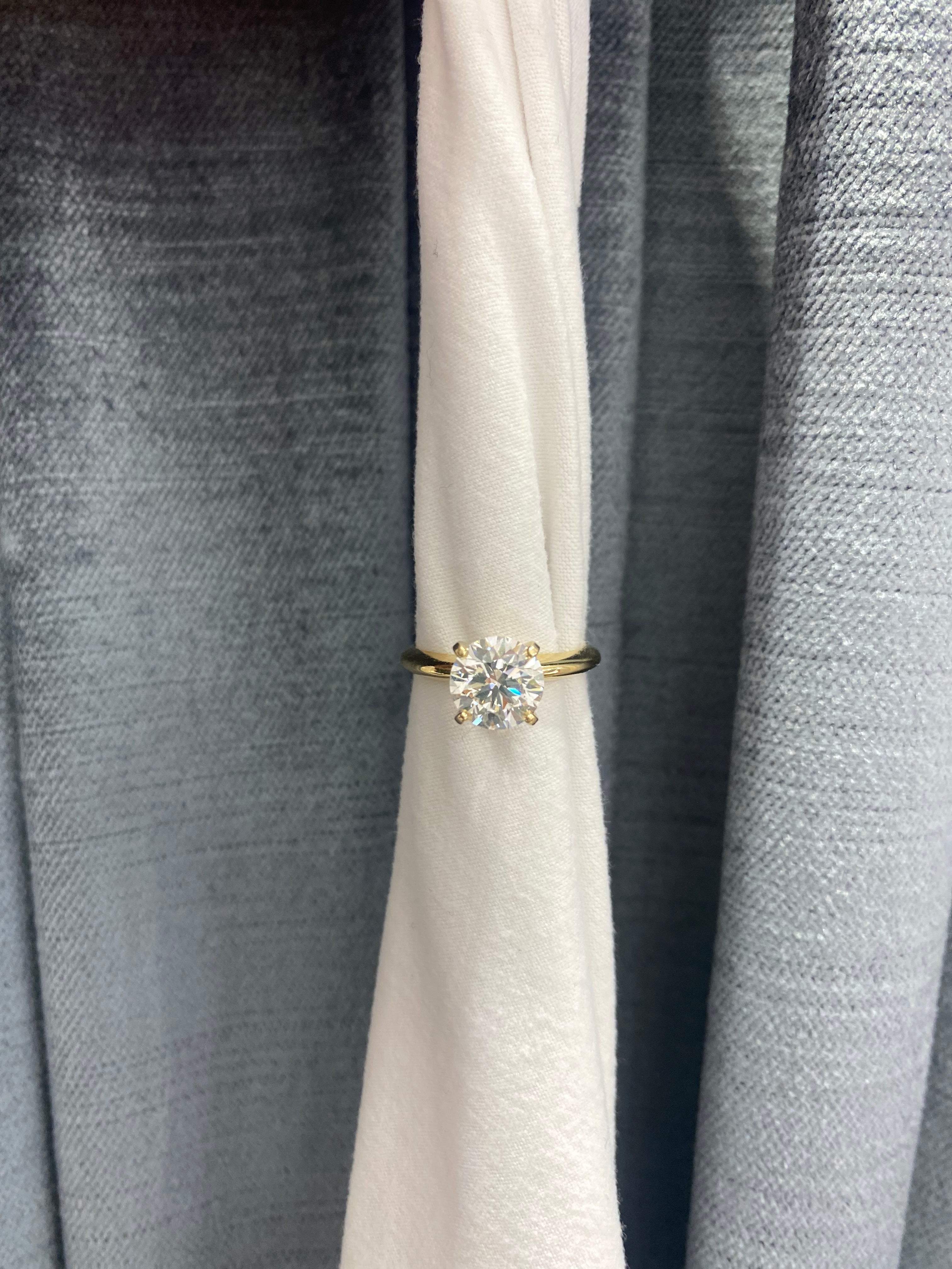 Lab Grown Solitaire Engagement Rings - Ethical & Affordable Diamond Rings for Proposals, Weddings & Anniversaries - Perfect for Romantic Occasions & Special Celebrations