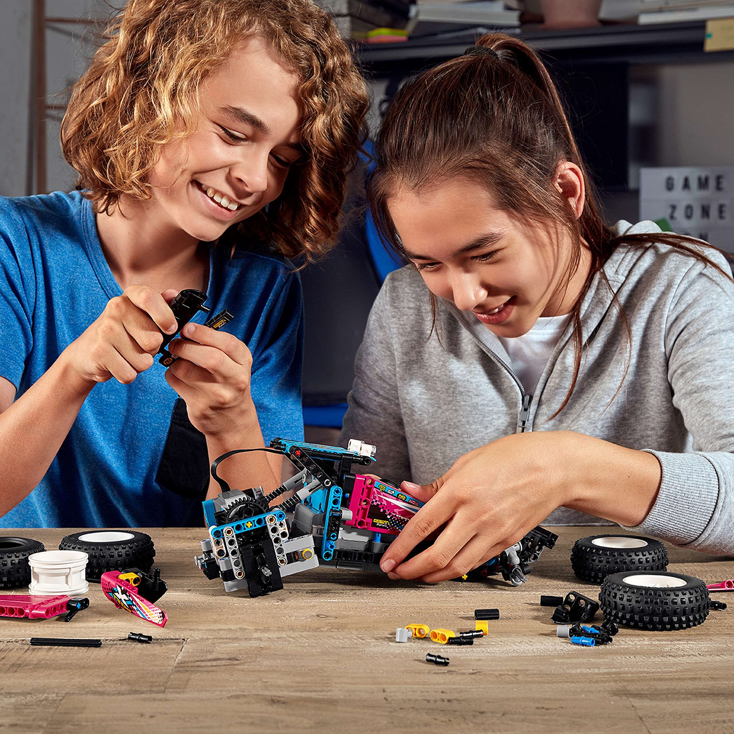 LEGO 42124 Technic Off-Road Buggy RC Remote Control Car Toy with Front & Rear Suspension, Control+ App, STEM Building Kit - Gift for Boys & Girls Ages 10+ - Perfect for Indoor Play, Outdoor Adventures & STEM Learning