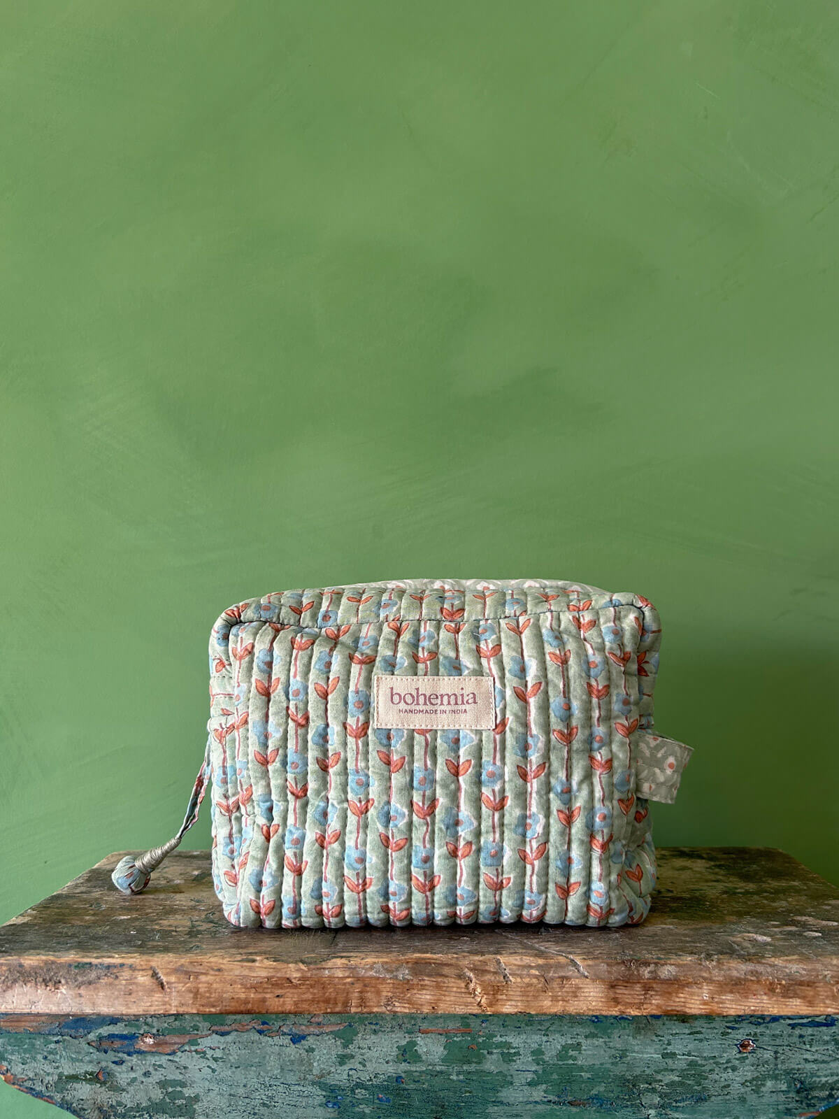Premium Duck Egg Blue Garland Wash Bag - Travel Cosmetic Organizer for Toiletries, Makeup & Essentials | Perfect for Gym, Vacation & Daily Use