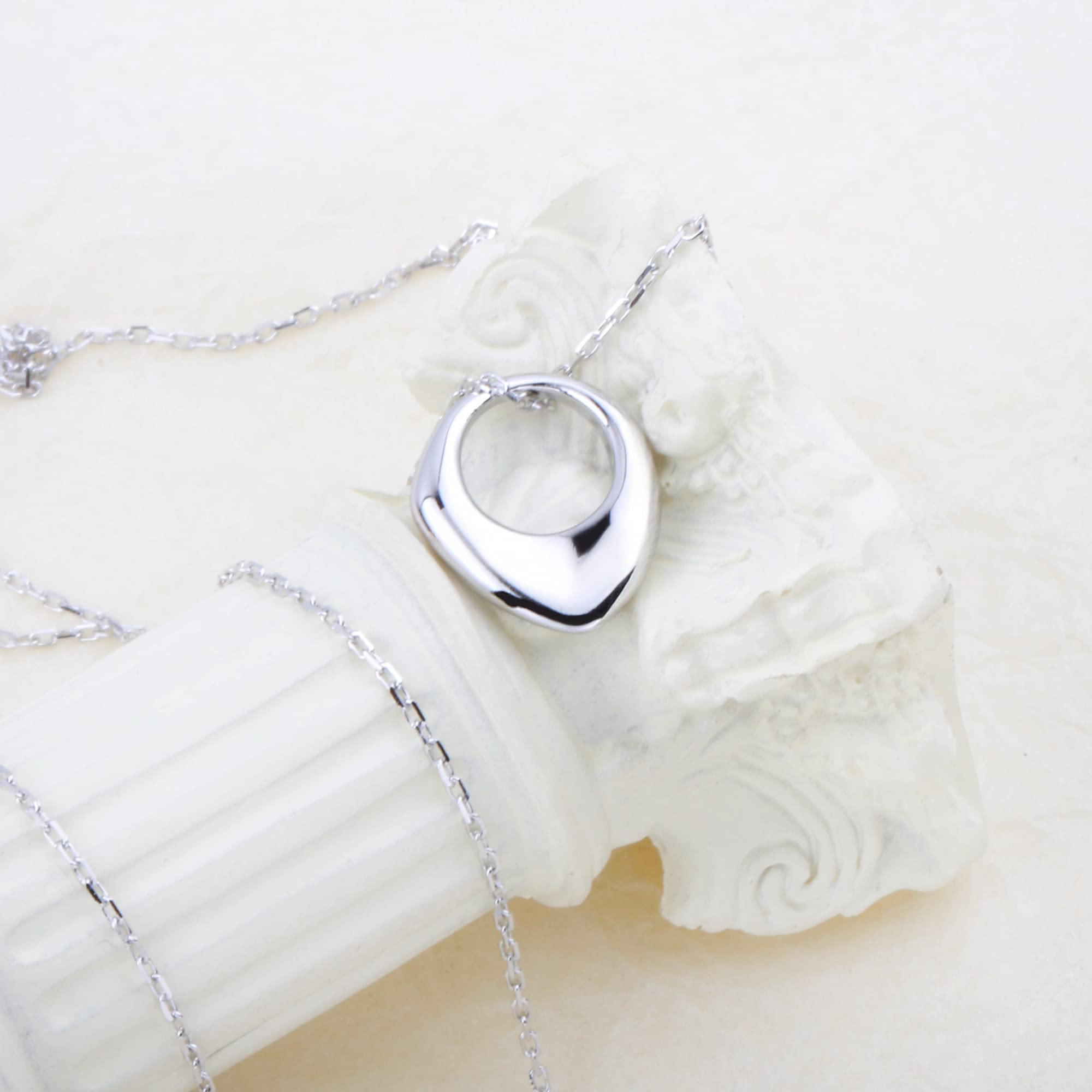 925 Sterling Silver Horseshoe Charm Choker Necklace for Women - Minimalist Elegant Jewelry Gift for Birthday, Anniversary & Everyday Wear