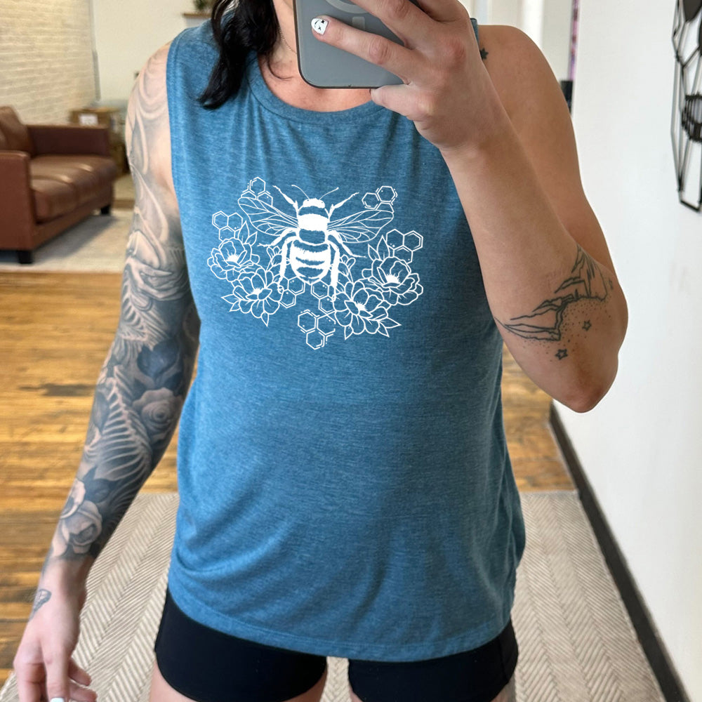 Honeycomb Bee Print Muscle Tank Top for Women - Soft & Breathable Workout Shirt - Gym, Yoga, Running & Casual Wear