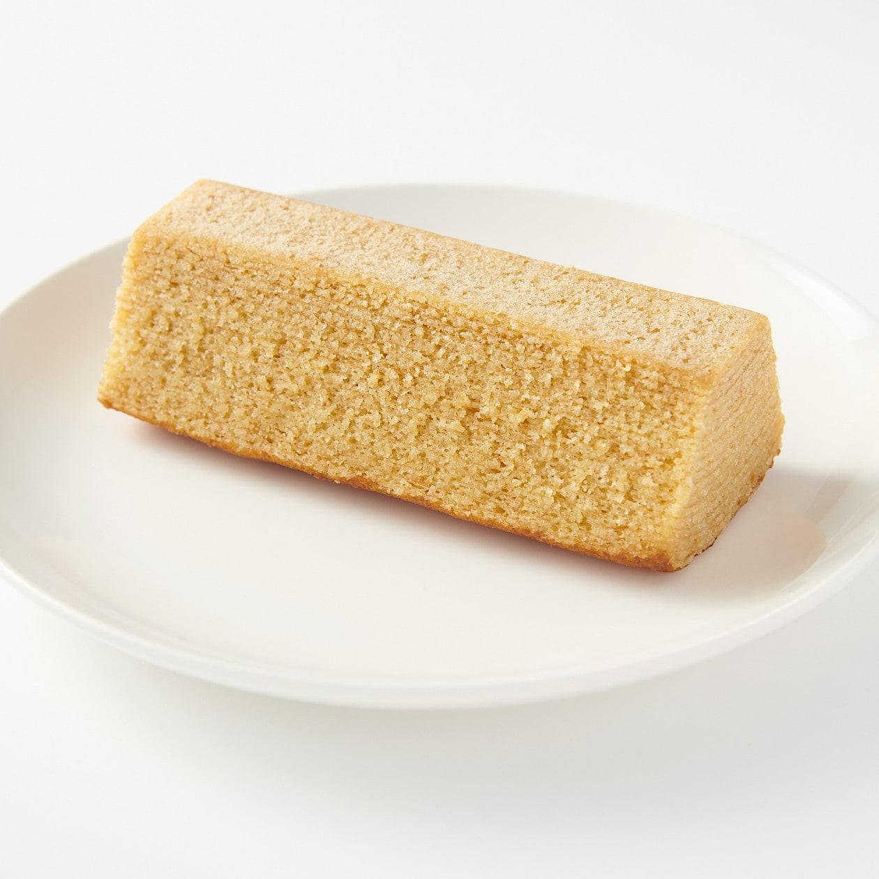 Premium Japanese Baumkuchen Banana Flavor Cake - Authentic Muji Style (Pack of 3) | Perfect for Tea Time, Gifts & Japanese Snack Lovers