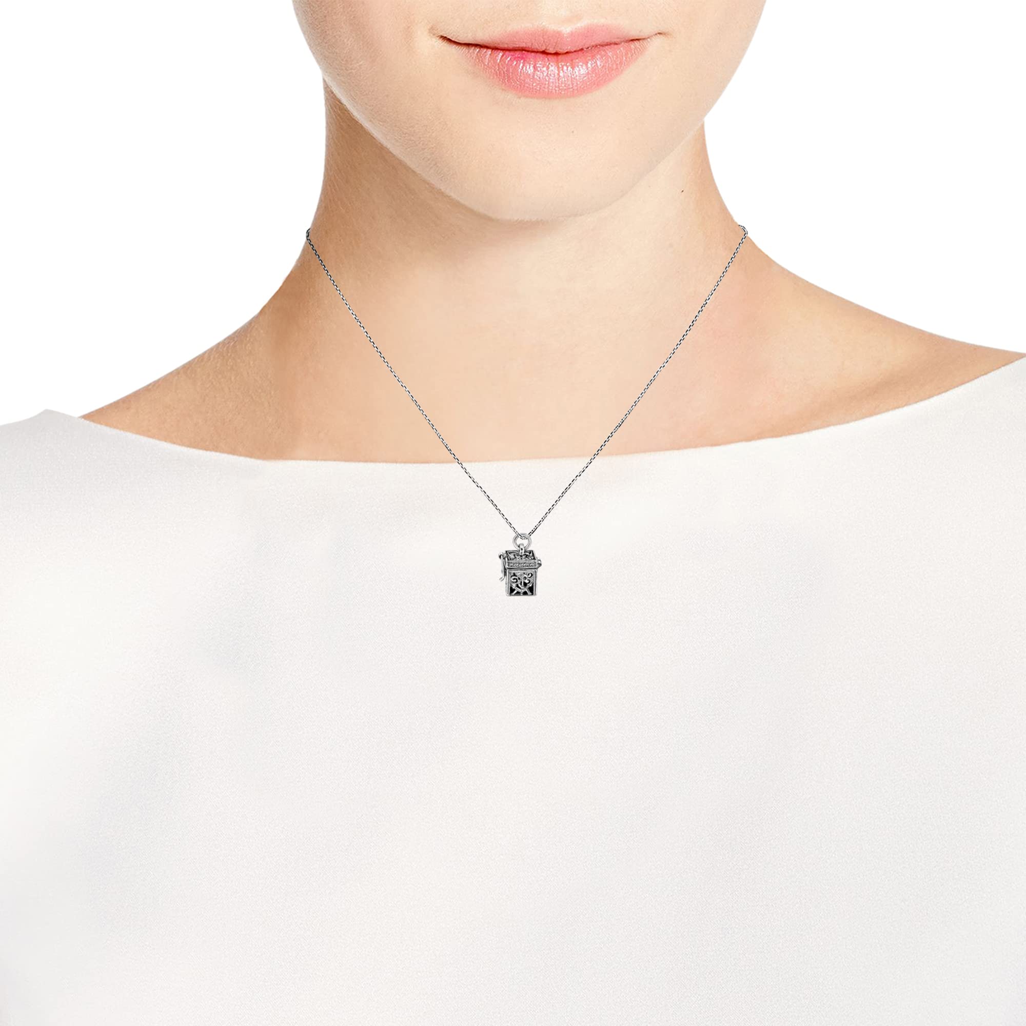 AeraVida .925 Sterling Silver Prayer Box Necklace with Royal Crown Accent - Elegant Keepsake Pendant for Women - Religious Jewelry for Daily Wear & Special Occasions