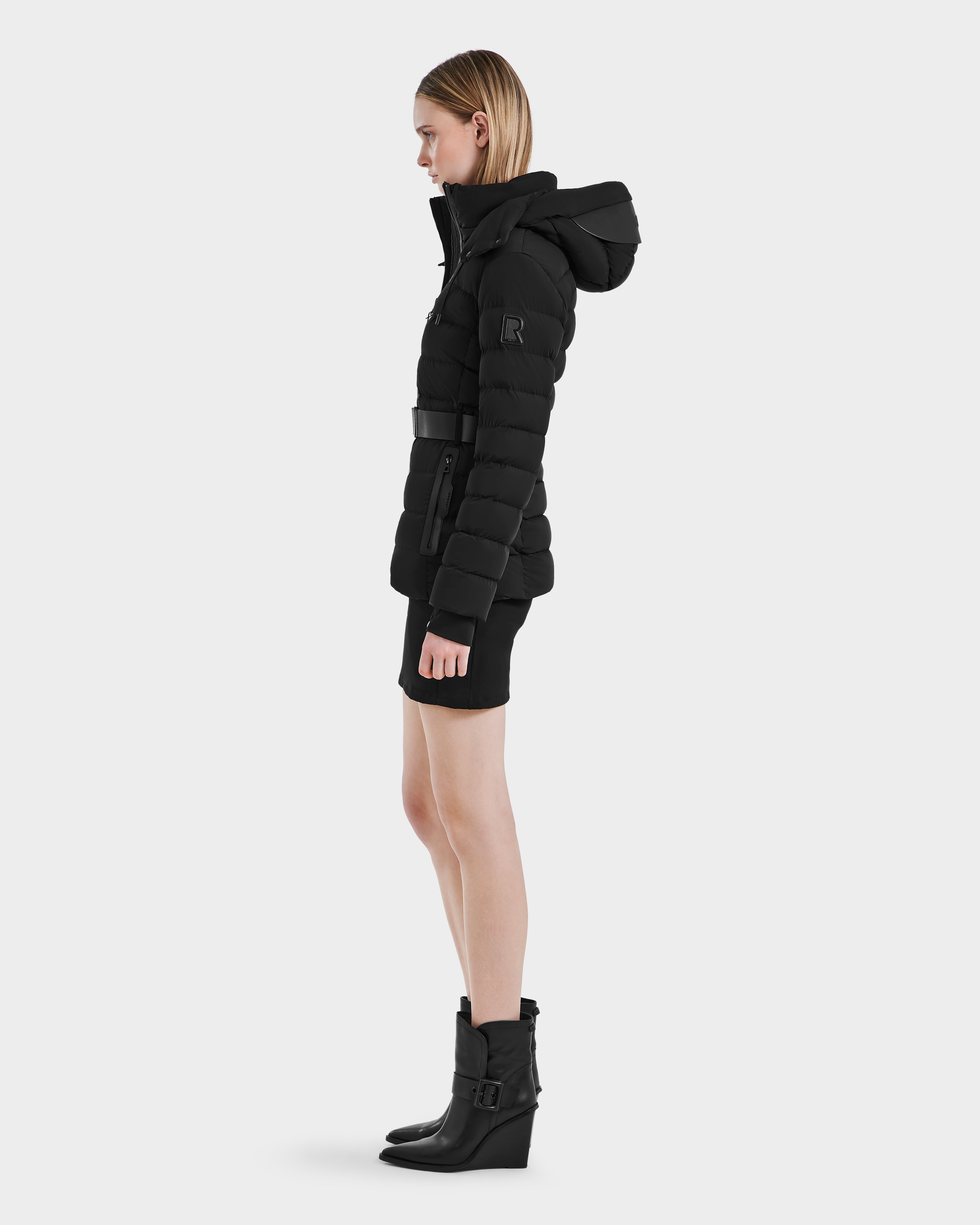 PELIN S 8124813 Black - Stylish and Durable for Everyday Use | Perfect for Office, Travel, and Casual Wear