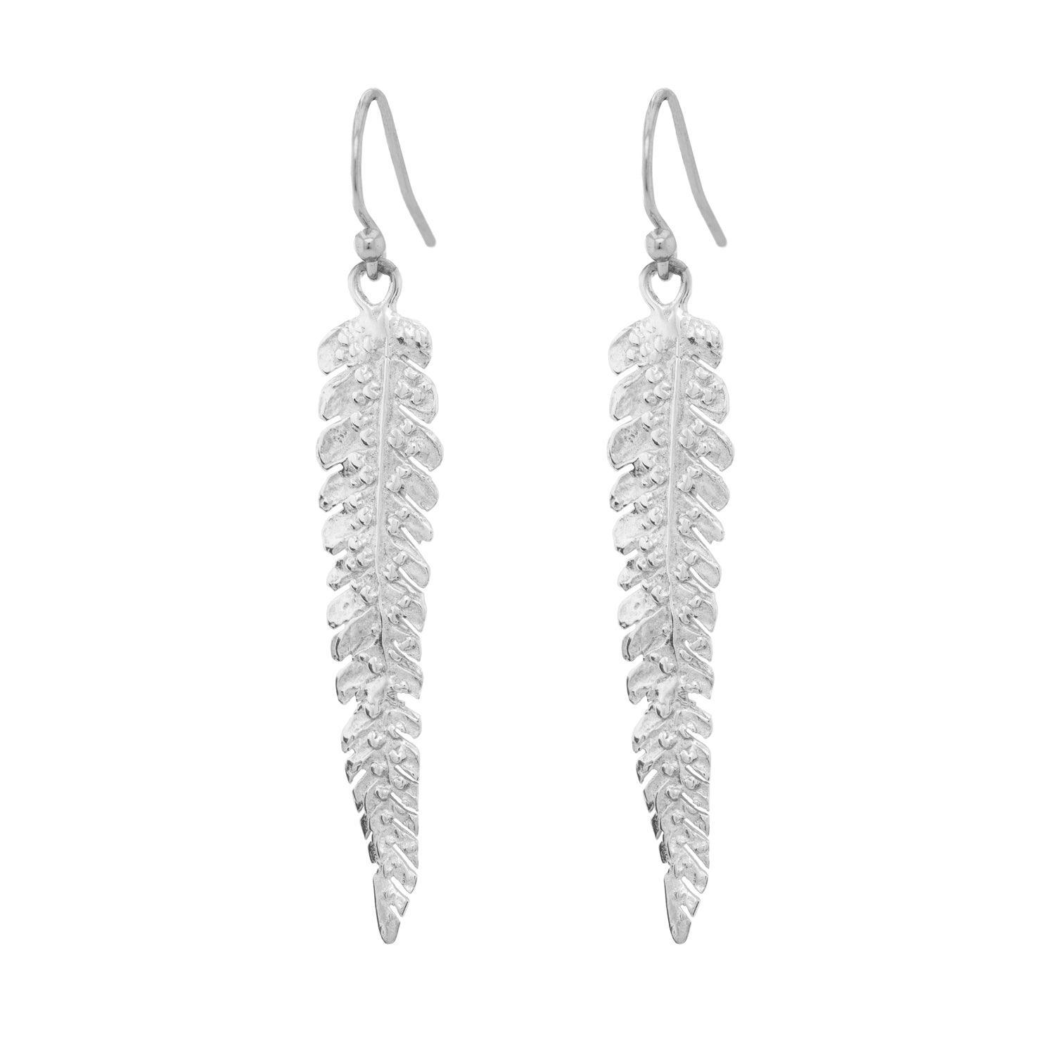 Elegant Large Single Fern Earrings for Women - Boho Nature-Inspired Jewelry for Casual Wear, Parties, and Outdoor Adventures