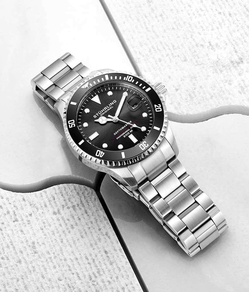 Classic Couple Diver Watch Set with Signature Pen and Stud Earrings - Perfect Gift for Anniversary, Wedding & Valentine's Day