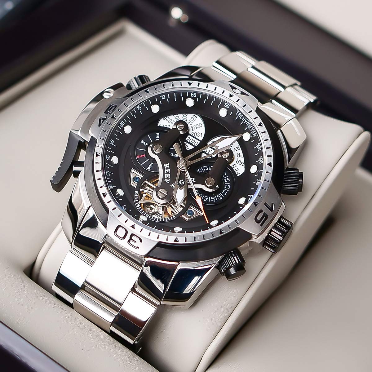 REEF TIGER Men's Luxury Sports Watch with Date & Day Complication - Black Dial Mechanical Bracelet Watch RGA3503 for Business, Casual & Outdoor Activities