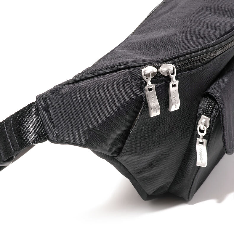 Baggallini Modern Everywhere Belt Bag - Adjustable Waist Strap 28 to 32.5 Inches - Hands-Free Crossbody Sling for Travel, Shopping & Outdoor Activities