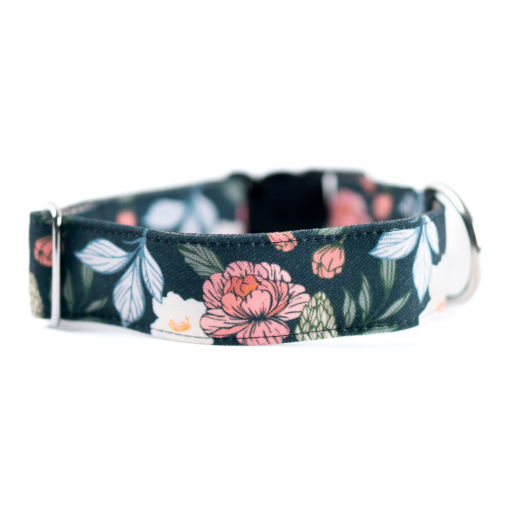 Floral Dog Collar for Small Medium Large Dogs - Adjustable Pet Collar with Dusk Flower Pattern - Perfect for Walks, Training & Fashion Accessories