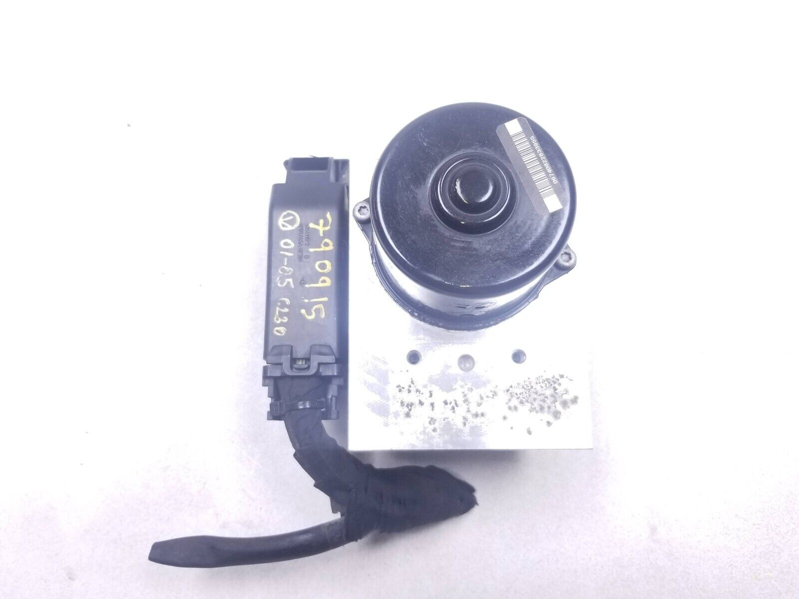 OEM Mercedes Benz W203 C230 ABS Anti-Lock Brake Pump A2034311712 - Replacement Part for 2001-2005 Models | Perfect for Brake System Repair & Maintenance