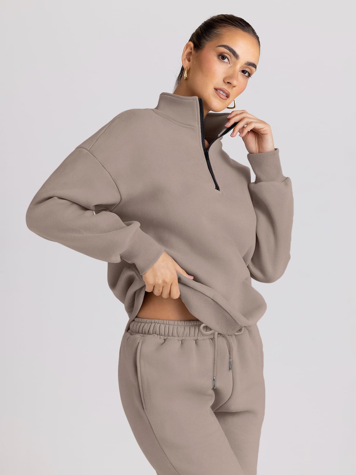 Trendy Queen Women's 2-Piece Outfits - Long Sleeve Half Zip Sweatshirt & Fleece Joggers Set | Cozy Lounge Wear for Home, Gym & Casual Outfits