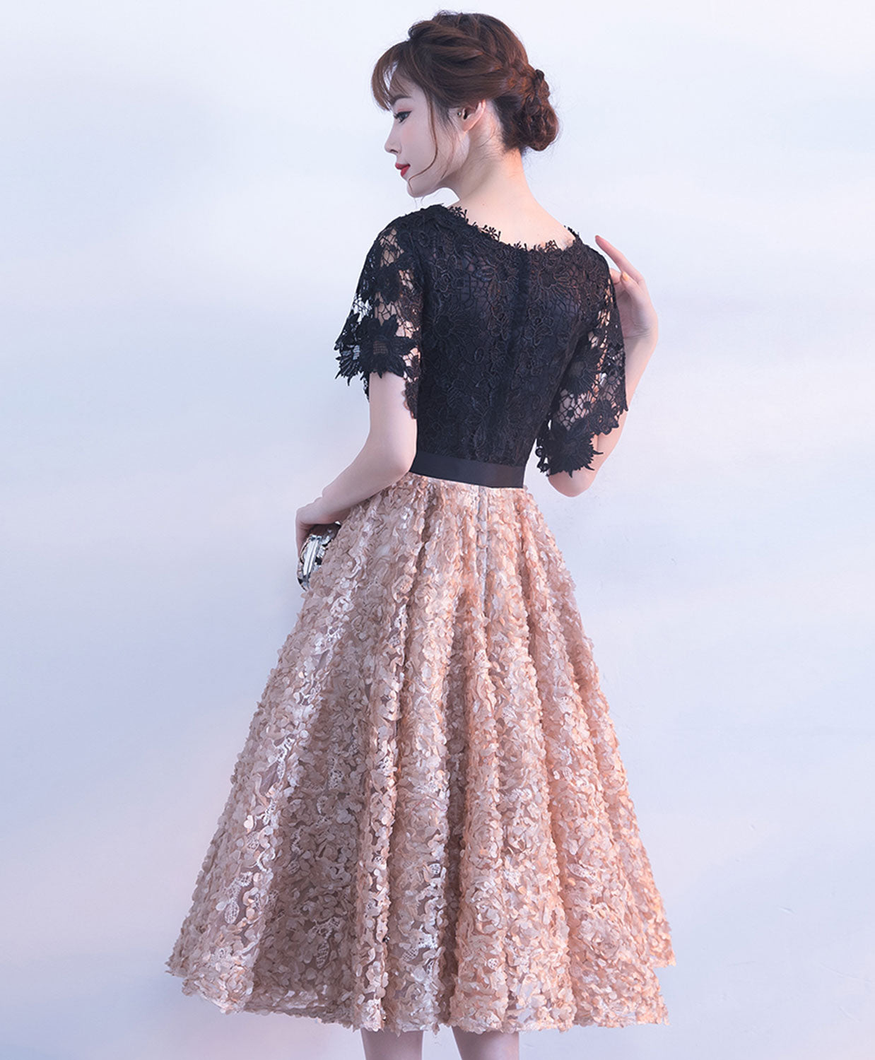 Elegant A-Line Lace Short Prom Dress for Homecoming - Perfect for School Dances, Parties & Special Occasions