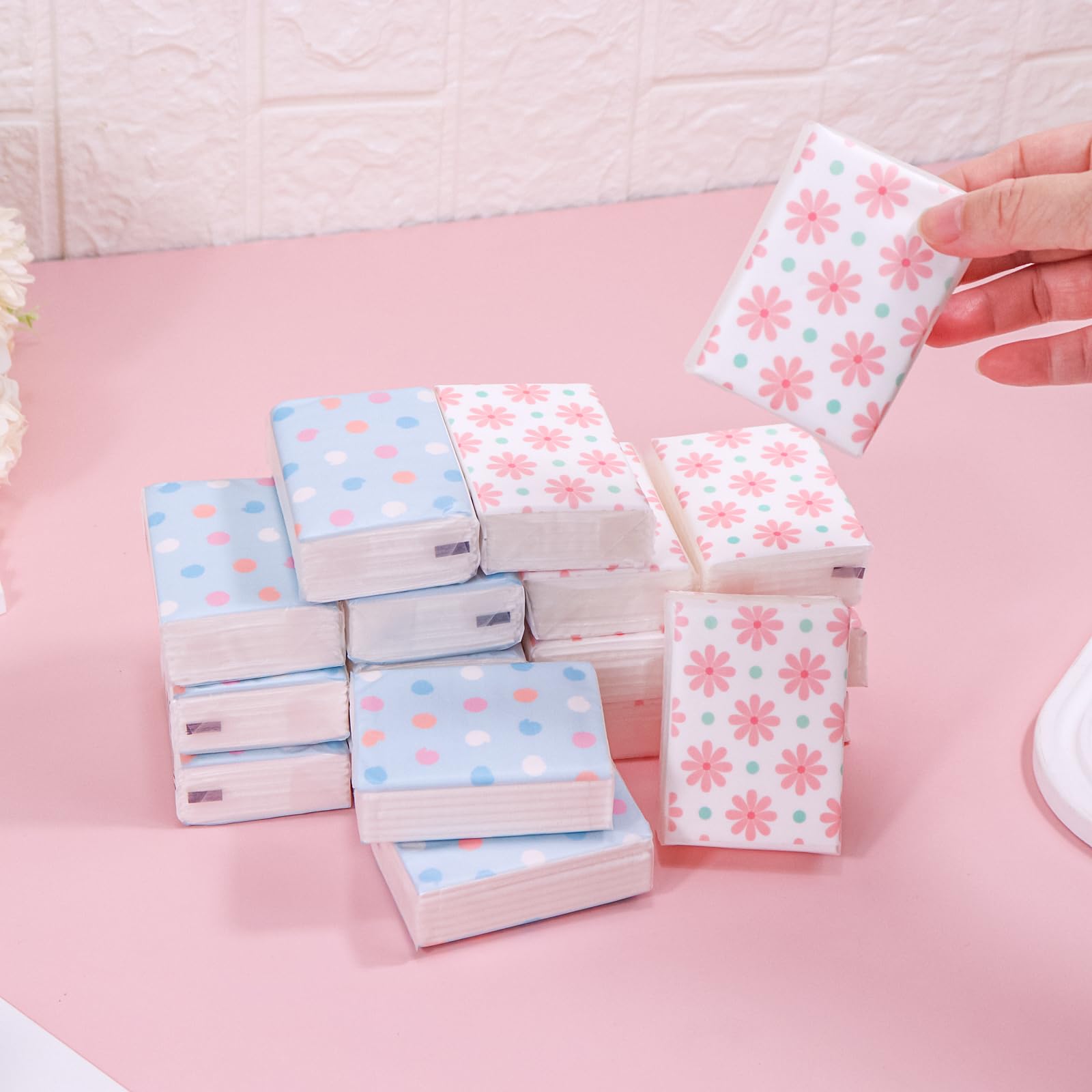 100 Pack Travel Size Pocket Tissues - Bulk Individual 4-Ply Facial Tissue Packs (7 Sheets Per Pack) - Floral & Polka Dot Design for On-the-Go, Office, Car, Purse & Travel Essentials