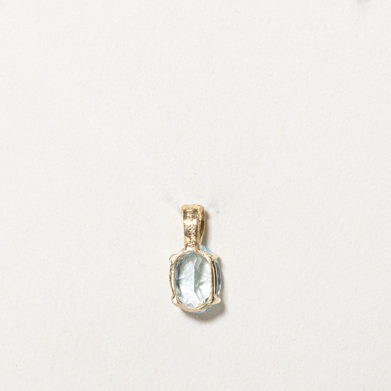 0.80ct Oval Cut Blue Topaz Pendant Necklace for Women - Elegant Birthstone Jewelry Gift for Mother's Day, Anniversary & Special Occasions