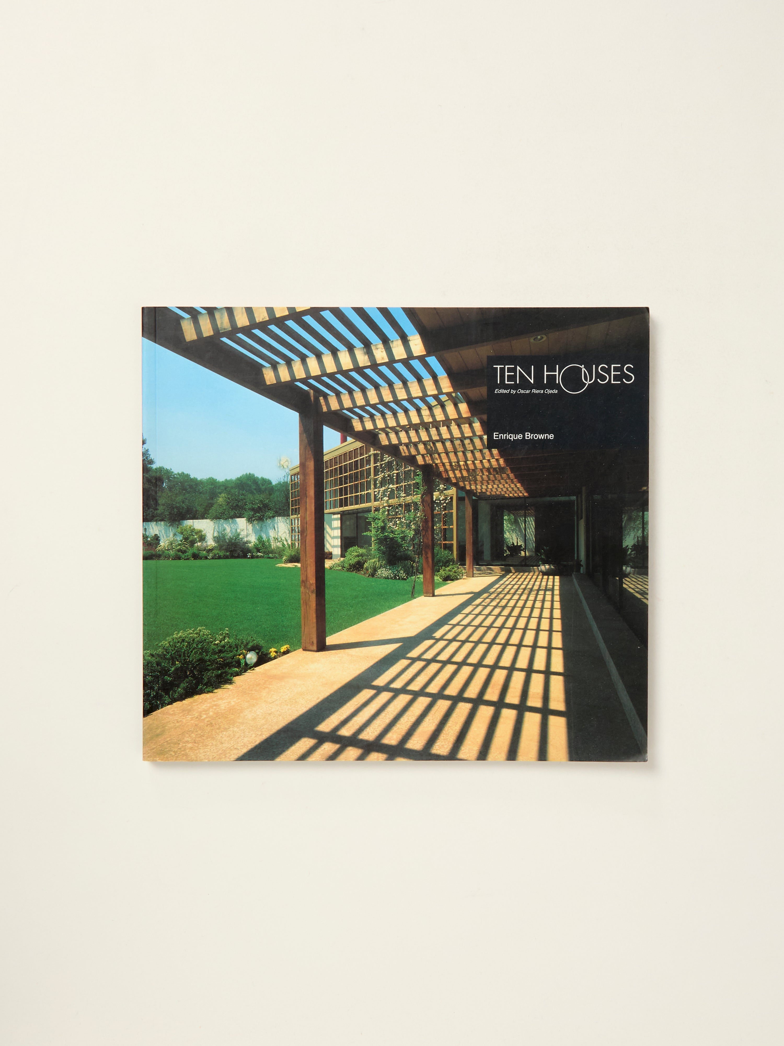 Ten Houses: Architectural Masterpieces by Enrique Browne - Modern Home Design for Luxury Living & Stylish Interiors