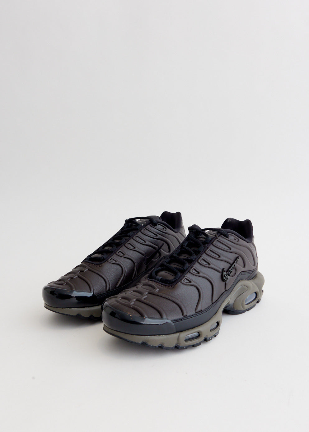 Nike Air Max Plus PRM 'Black Tea Petra Brown' Running Shoes for Men - Comfortable Athletic Sneakers for Jogging, Gym & Casual Wear
