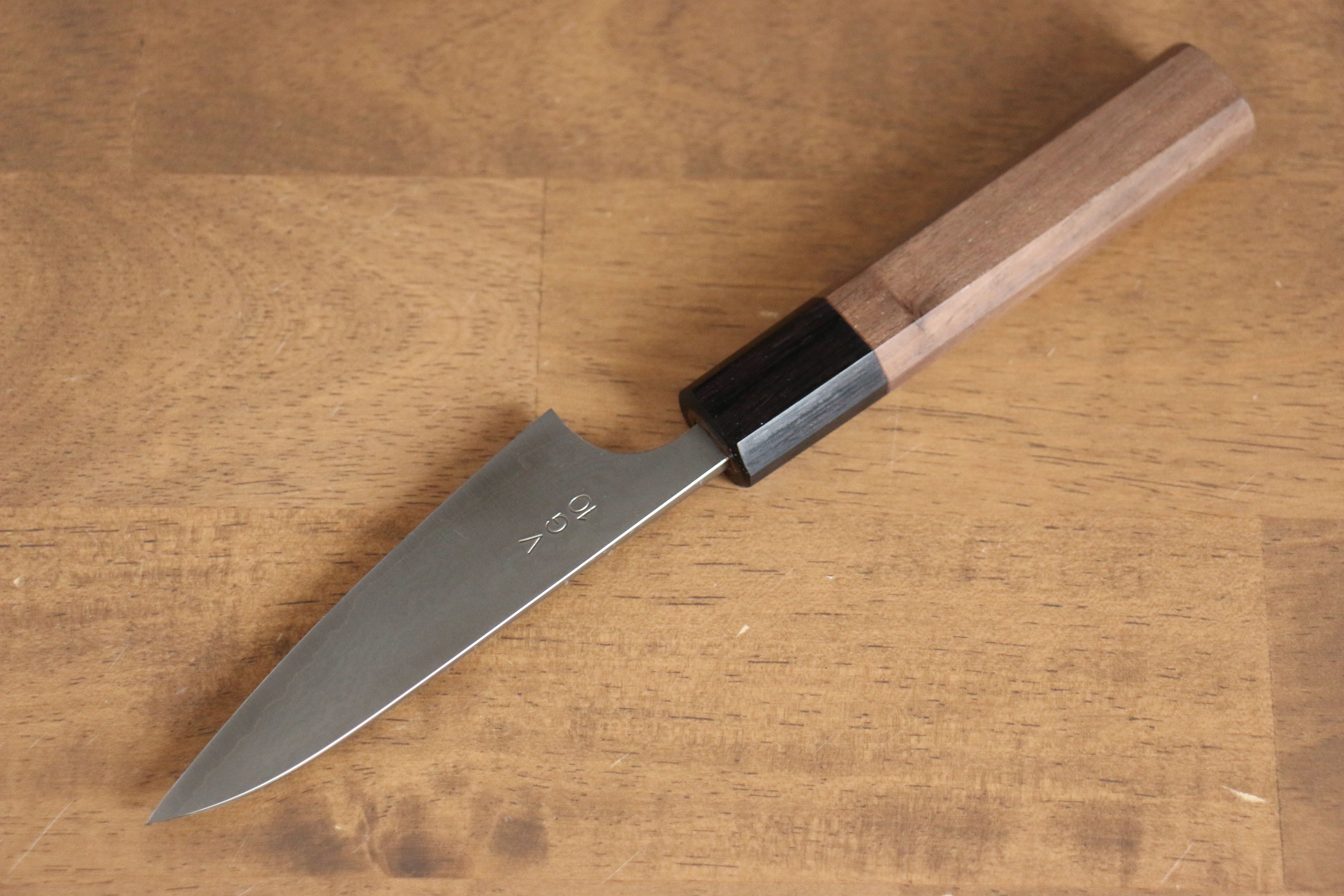 VG10 Damascus Petty Utility Knife 100mm - Japanese Chef Knife with Walnut Handle - Perfect for Slicing, Peeling & Precision Cutting in the Kitchen