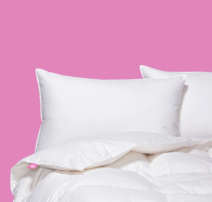 Luxury White Down Duvet - Ultra Soft Hypoallergenic Comforter for All Seasons | Perfect for Bedroom, Guest Room & Hotel Use