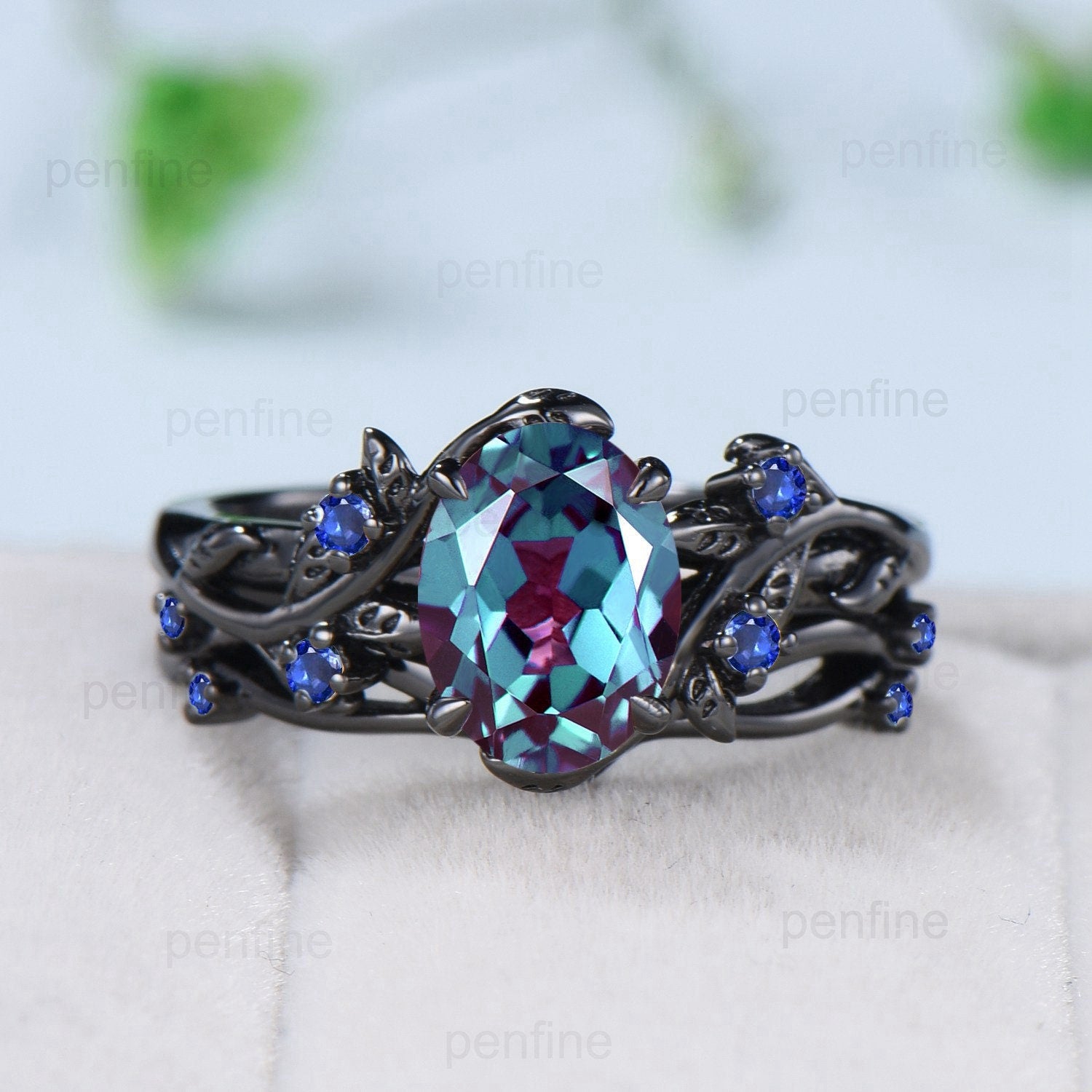 Nature Inspired Alexandrite Leaf Ring Set - Black Gold Branch Twig Color Changing Engagement Ring - Unique Sapphire Wedding Ring for Women - Perfect for Engagement, Wedding & Anniversary Gifts