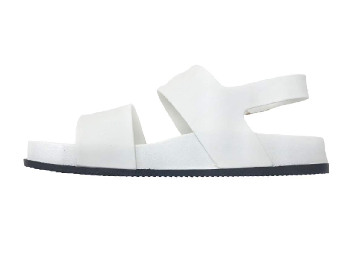 J-Slips Women's Adjustable Buckle Sandals - Comfortable Summer Casual Sandals for Beach, Walking & Outdoor Activities | Elegant Sandalias for Women