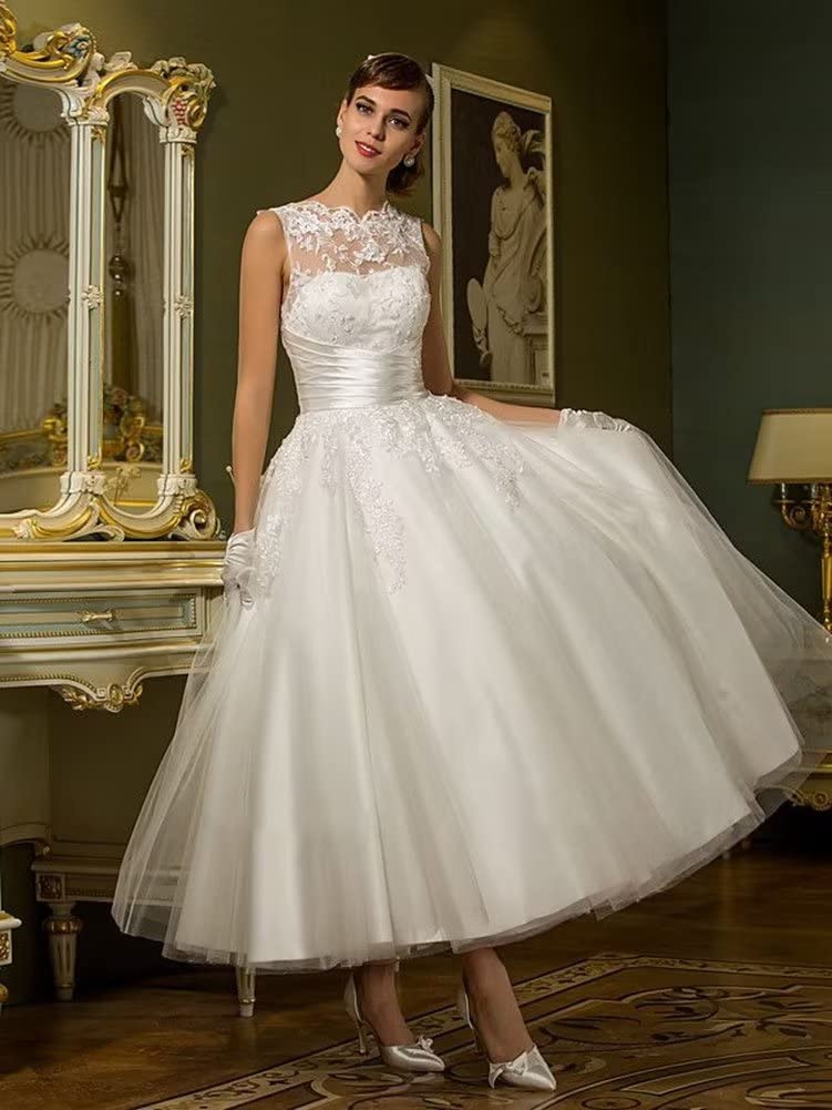 Elegant V-Neck Chiffon Knee-Length Wedding Dress with Sleeves for Brides - Perfect for Beach, Garden & Casual Weddings