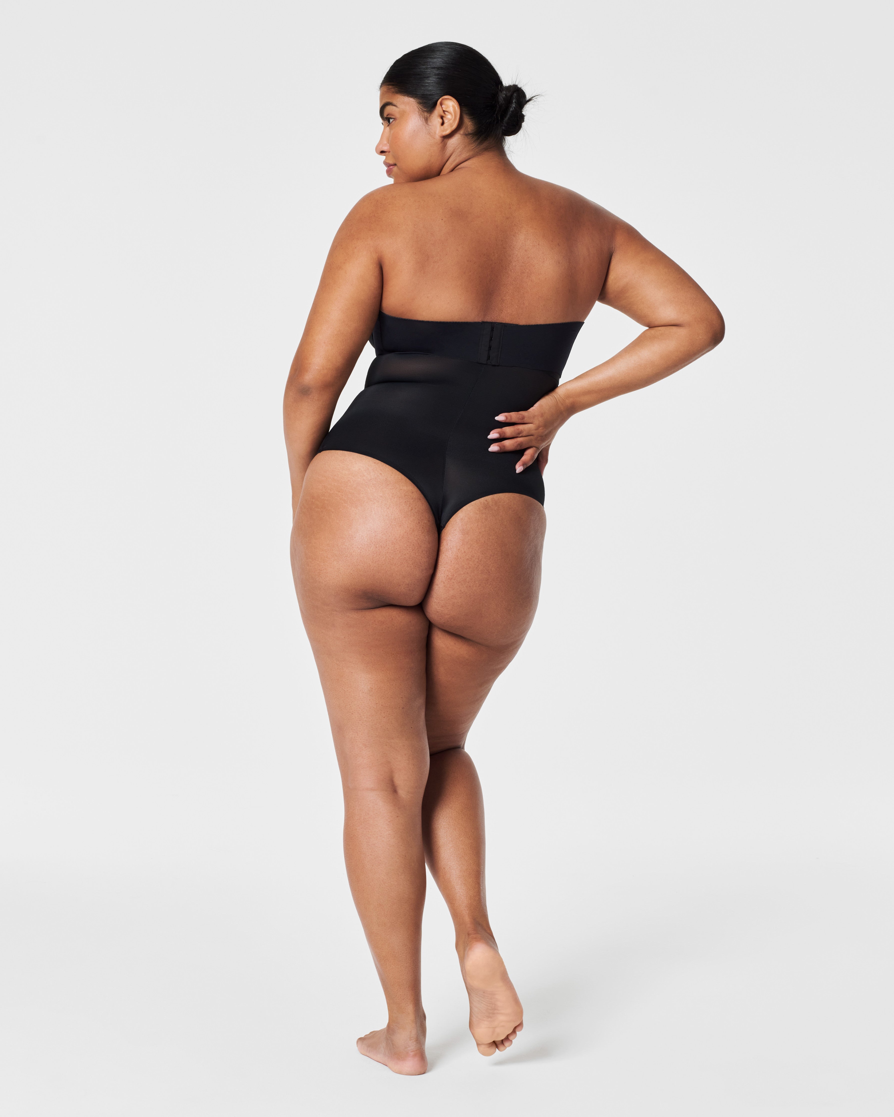 SPANX Shapewear Invisible High Waisted Thong for Women - Seamless Slimming Underwear for Everyday Comfort & Confidence | Perfect for Work, Date Night & Special Occasions