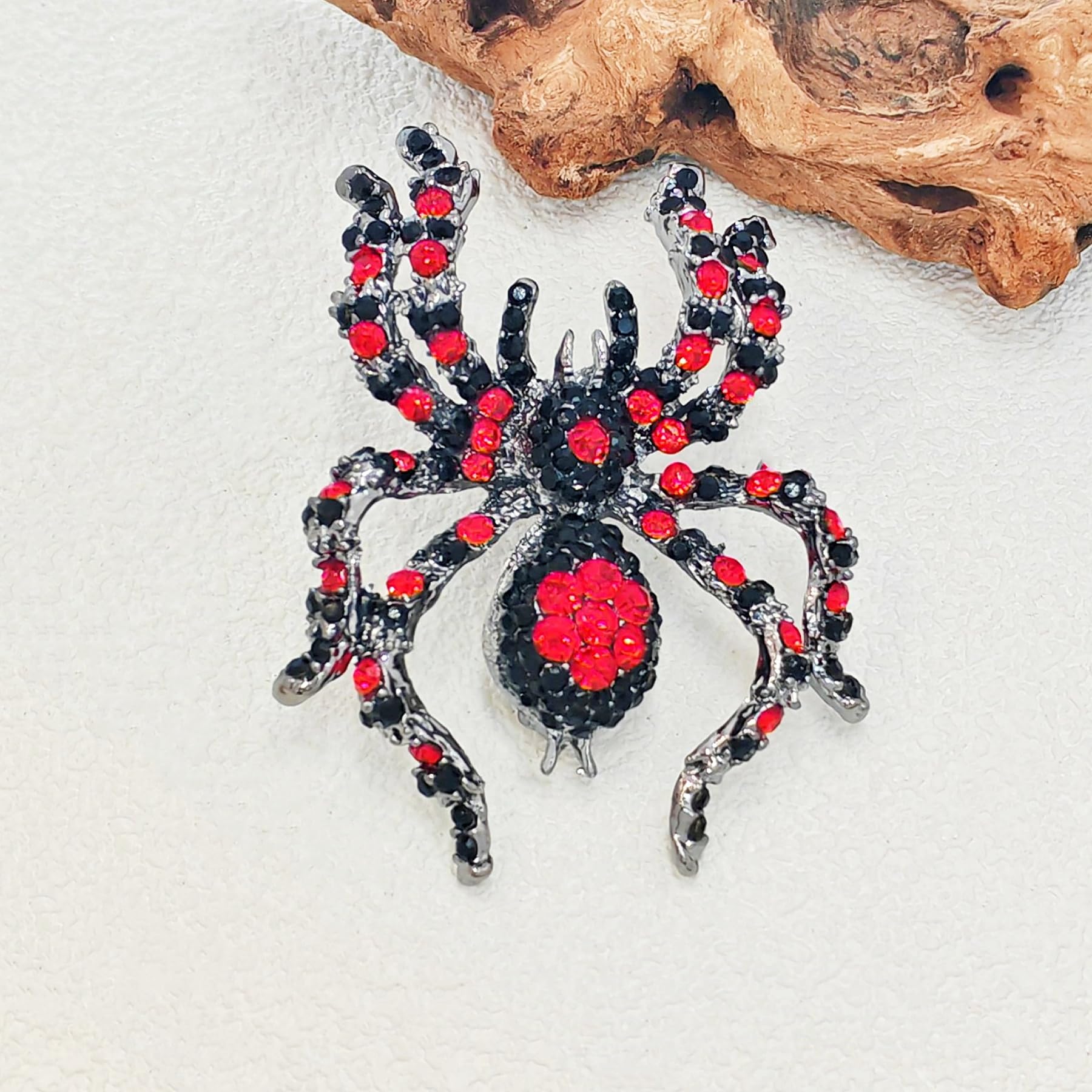 Halloween Spider Brooch Pin - Black & Red Crystal Gothic Jewelry for Costumes, Parties, and Spooky Season Accessories | Perfect for Halloween Outfits, Cosplay, and Themed Events