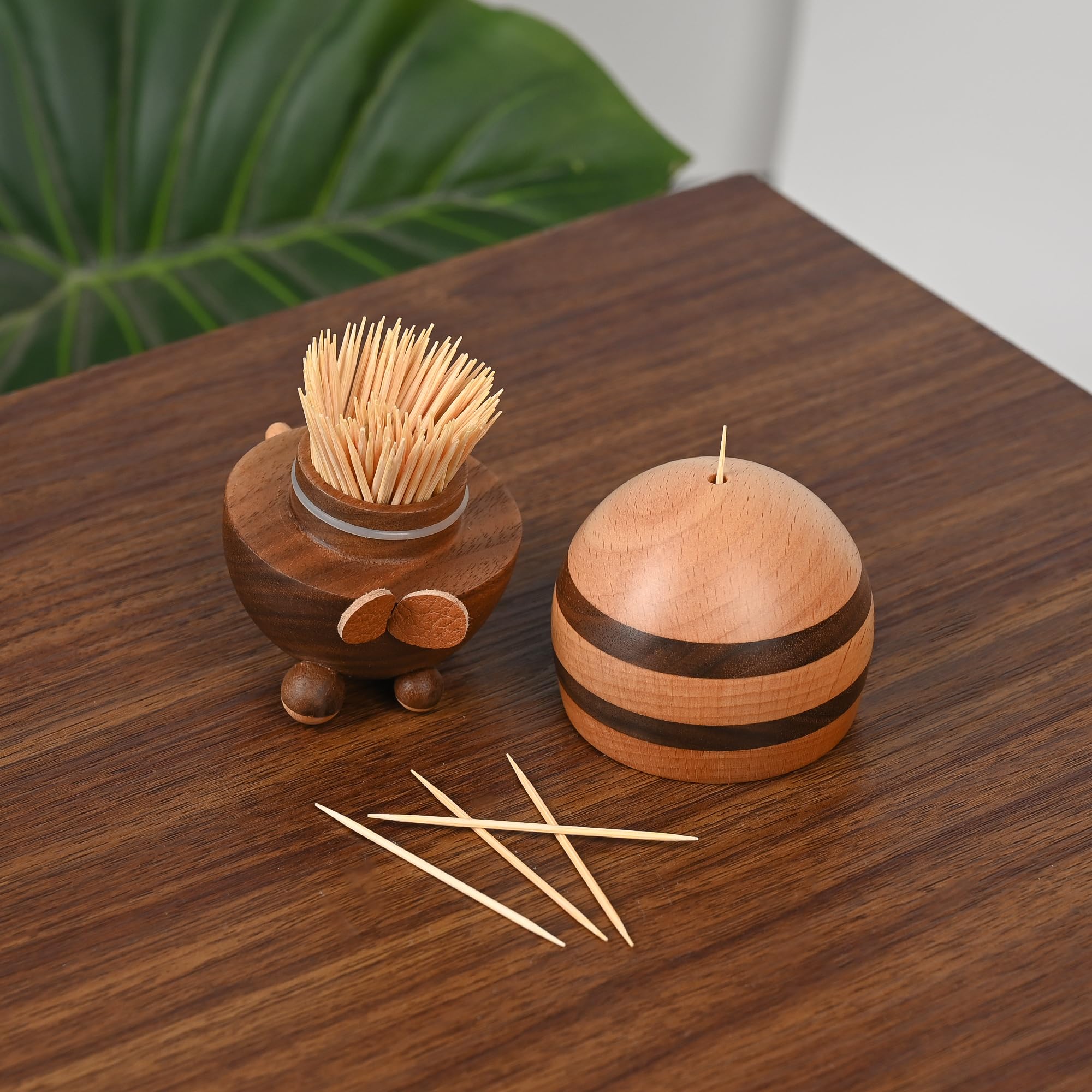 Bee Toothpick Holder Dispenser - Cute Kitchen Accessories for Bee Lovers, Unique Home Decor & Gift Idea - Includes 150 Toothpicks - Perfect for Parties, Picnics & Dining Table Decor