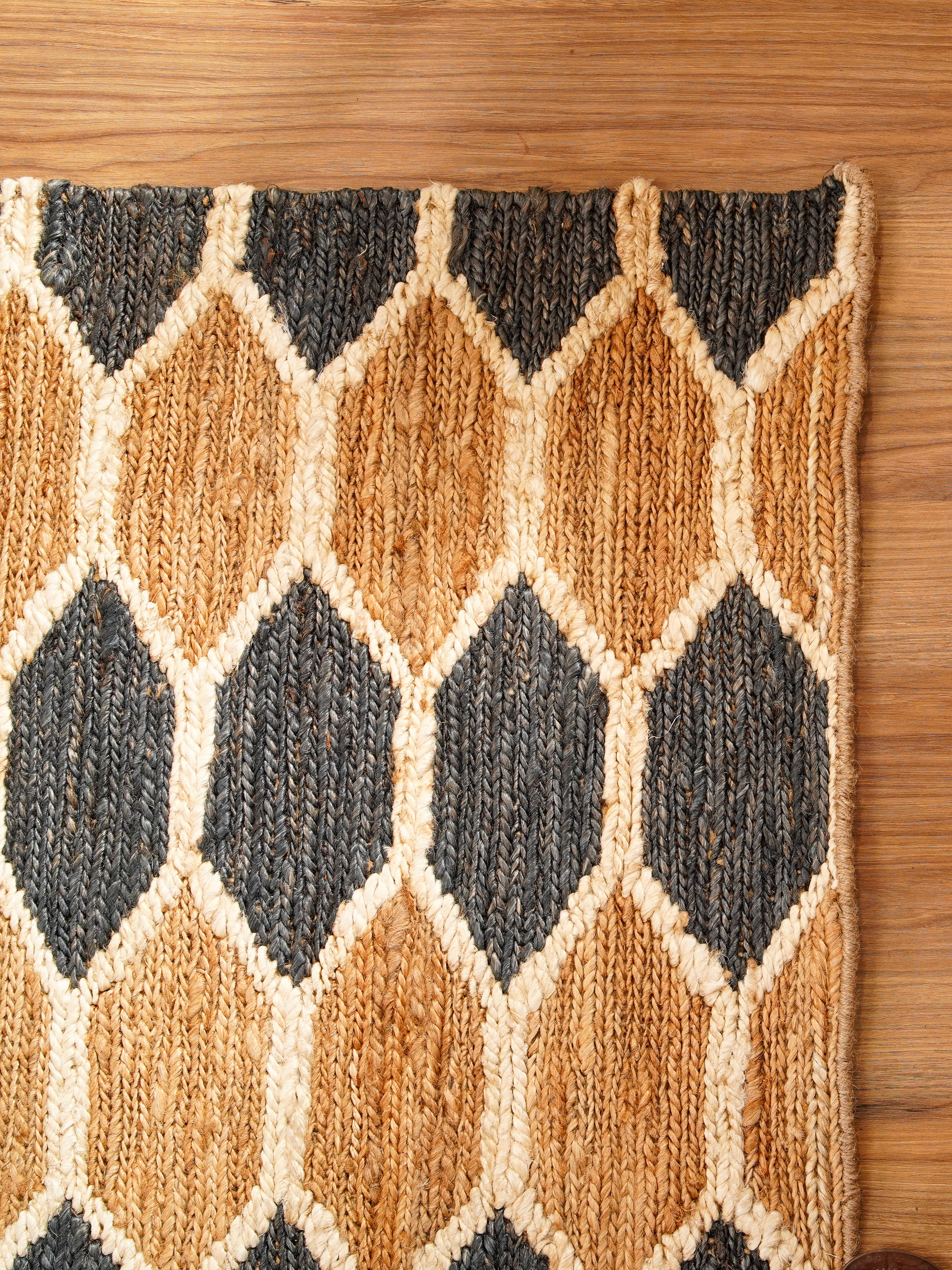 Handmade Hexagon Hand Knotted Wool Rug - Boho Chic Home Decor for Living Room, Bedroom & Nursery - Soft & Durable Non-Slip Area Rug