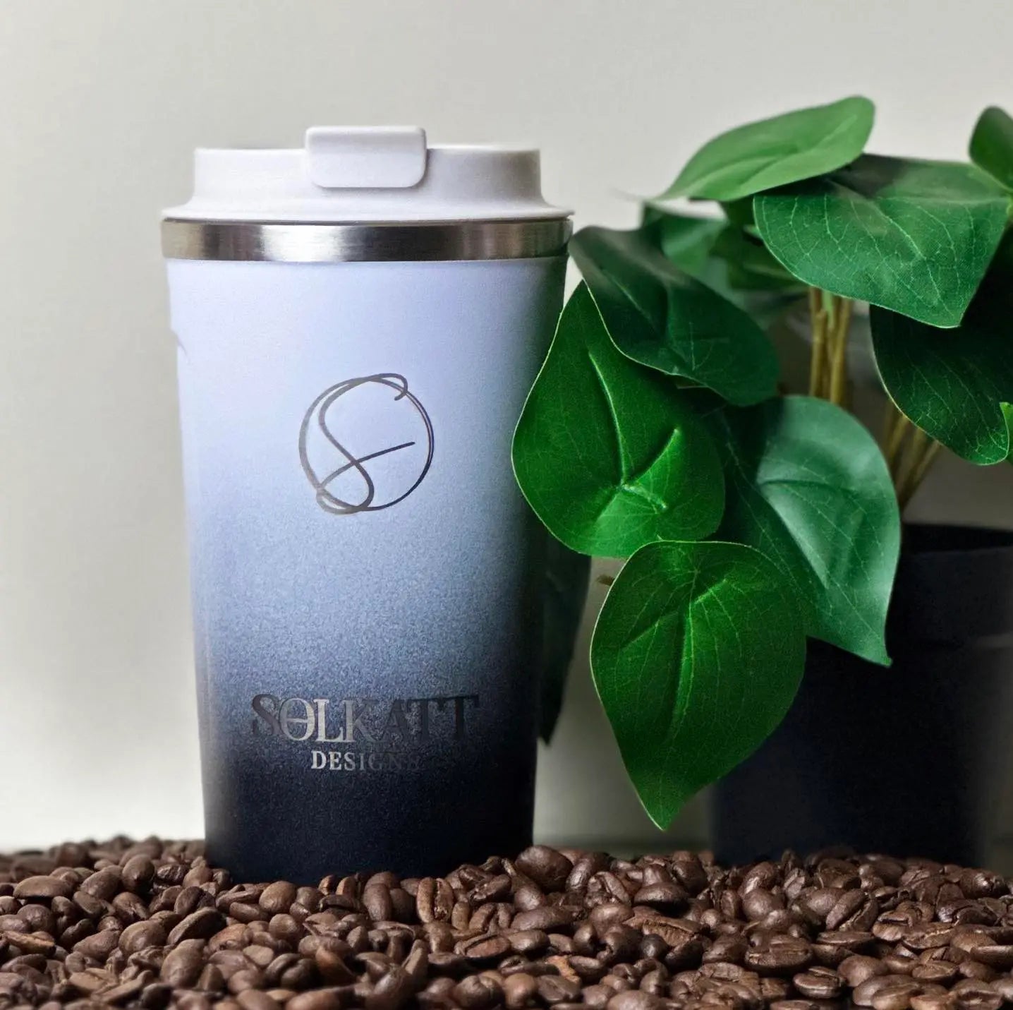 Premium 500ml Stainless Steel Insulated Travel Coffee Mug - Midnight Black - Keeps Drinks Hot/Cold for Hours - Perfect for Commuting, Camping & Office Use