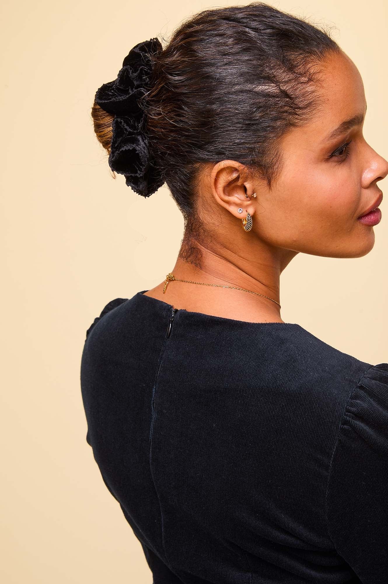 Spark Huggie Earrings for Women - Black Gold Plated Hoop Earrings for Everyday Wear & Gifts | Perfect for Parties, Work & Casual Outfits