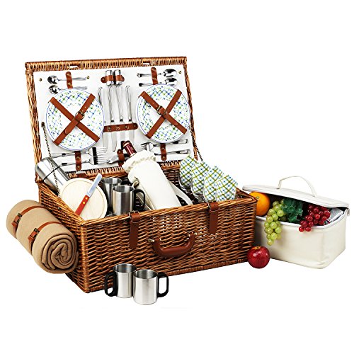 Wicker With Gazebo Plates/Napkins