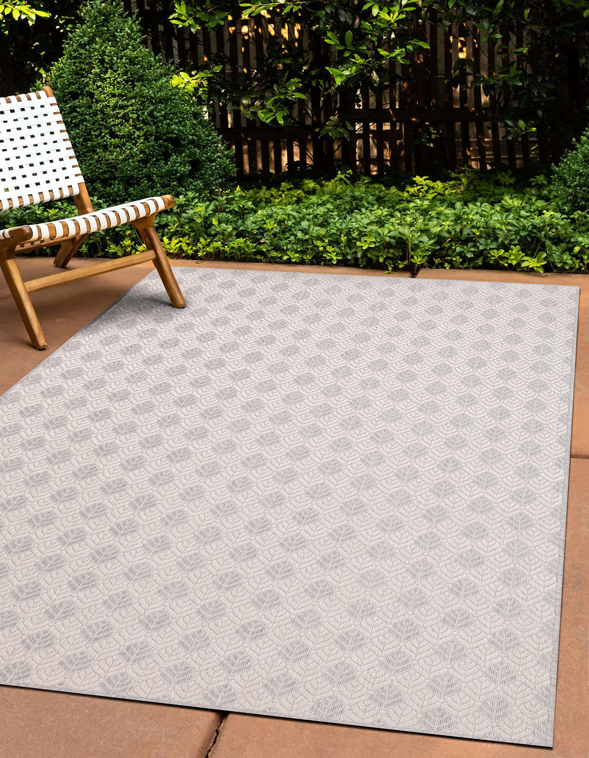 Modern Geometric Indoor Outdoor Rug 5x7 - Weather Resistant, Non-Slip, Easy Clean - Perfect for Porch, Deck, Balcony, Backyard & Patio - Gray Contemporary Design for Home & Garden Decor