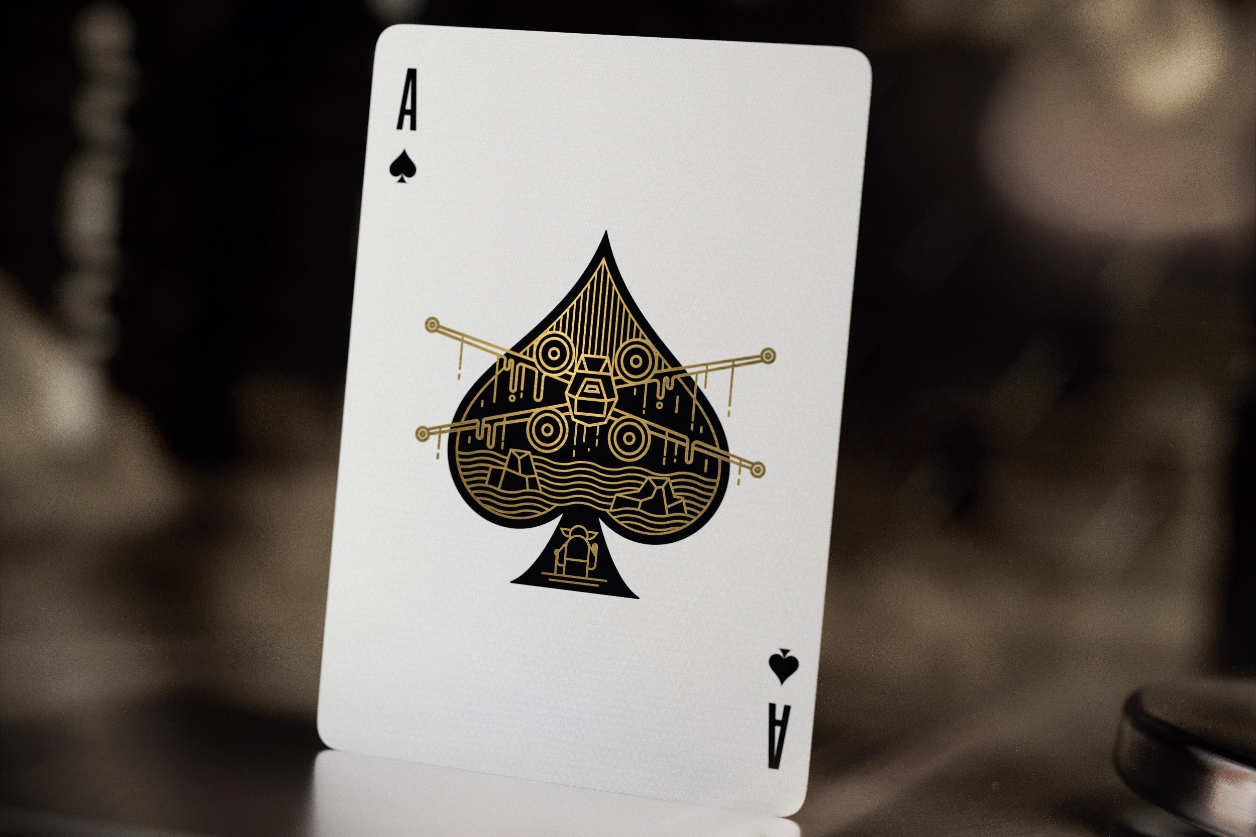 Star Wars Gold Edition Playing Cards - Premium Collectible Deck for Poker, Blackjack & Magic Tricks - Perfect for Game Nights, Gifts & Star Wars Fans