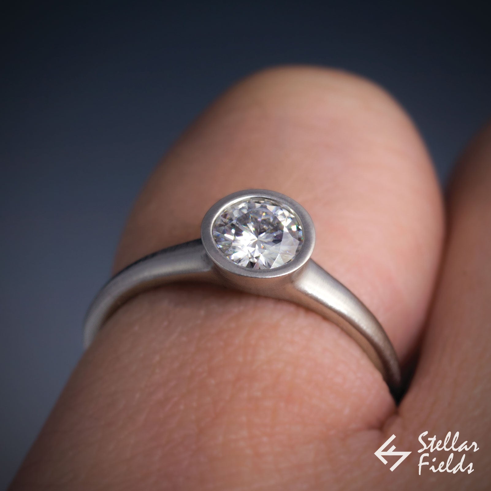 Forever Brilliant™ Moissanite Full Bezel Set Engagement Ring - Durable & Sparkling Wedding Band for Women, Perfect for Proposals, Anniversaries, and Everyday Wear