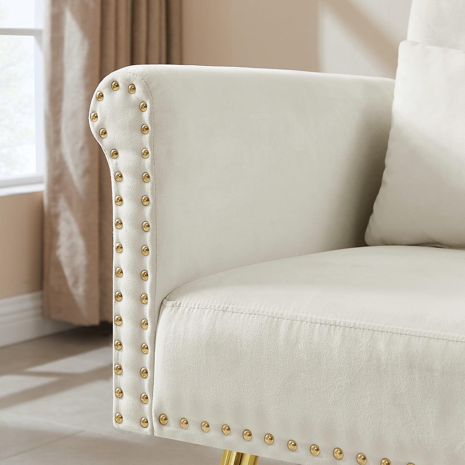 Modern Beige Velvet Accent Chair with Gold Metal Legs - Stylish Armchair for Living Room, Bedroom & Office - Perfect for Relaxing, Reading or Home Decor