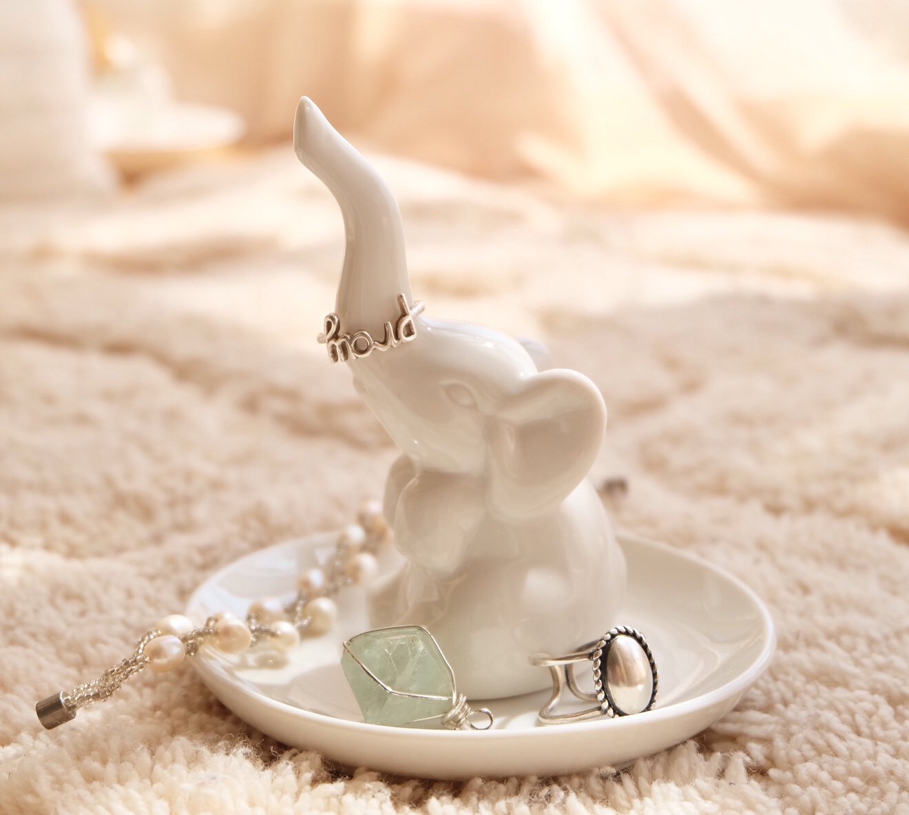 PUDDING CABIN Elephant Ring Holder Dish - Elegant Wedding, Engagement, Bridal Shower Gift for Women, Mom, Girls, Aunt, Sisters - Perfect for Christmas, Birthday, Anniversary Celebrations - Ideal for Home Decor, Jewelry Organization, and Special Occasions