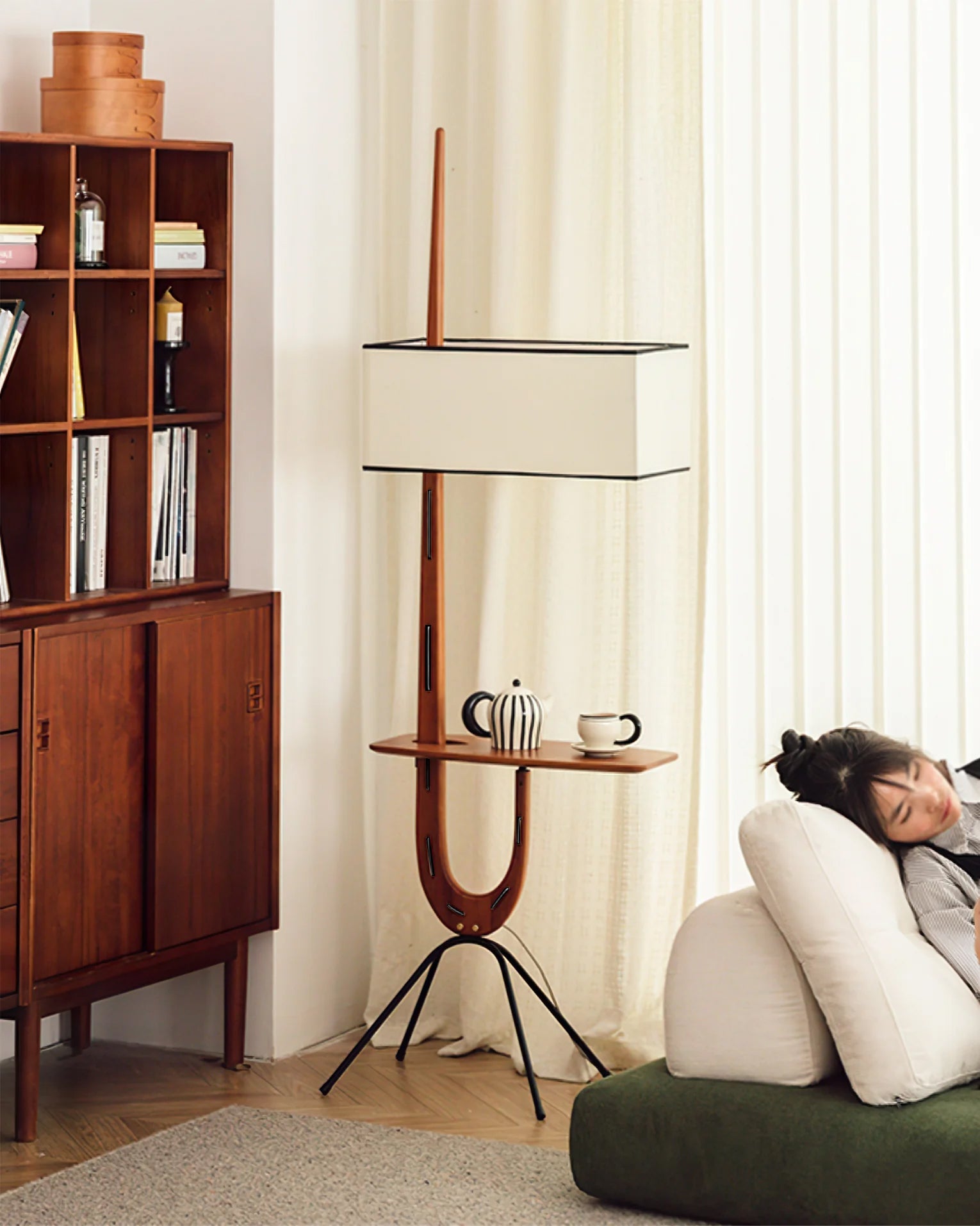 Modern Ardent Arch Floor Lamp - Adjustable LED Reading Light for Living Room, Bedroom & Office - Dimmable Brightness & Flexible Design for Cozy Ambience