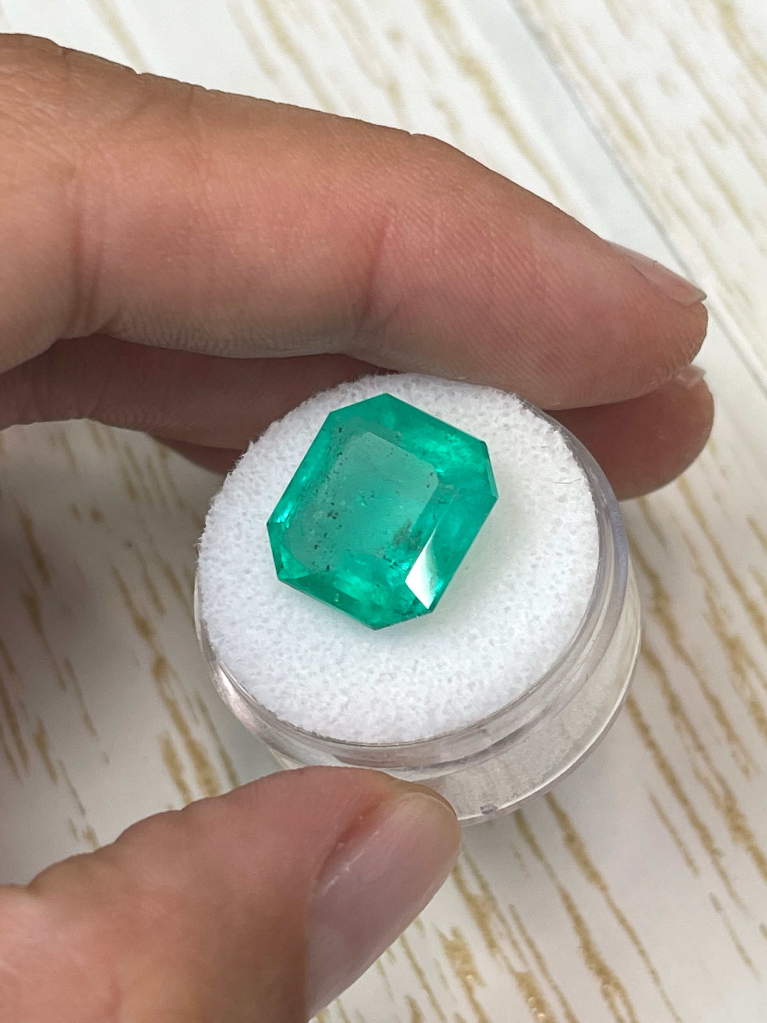 11.64 Carat Natural Colombian Emerald Asscher Cut Loose Gemstone - Earthy Green 14x14mm for Jewelry Making & Engagement Rings
