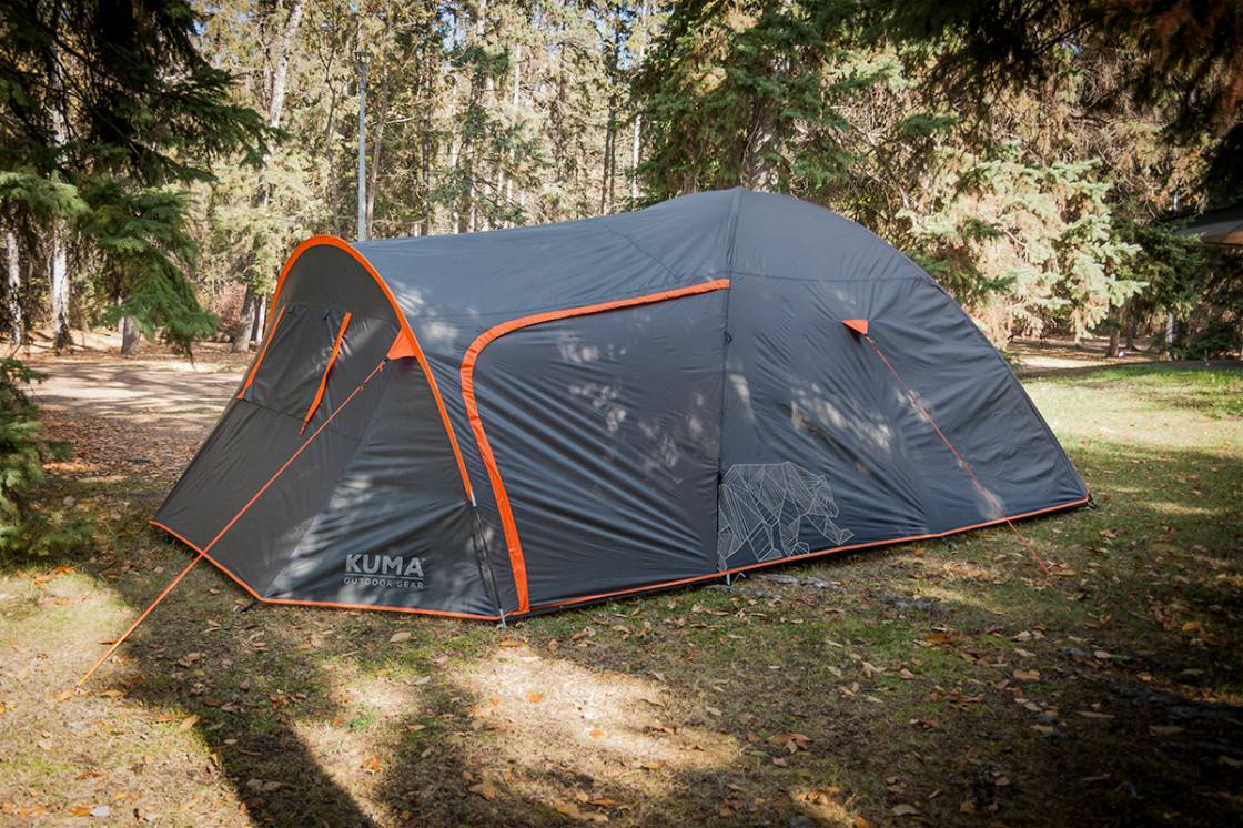 Bear Den 5-Person Camping Tent - Waterproof Family Dome Tent for Outdoor Adventures, Hiking & Backpacking - Perfect for Camping Trips, Beach Outings & Music Festivals