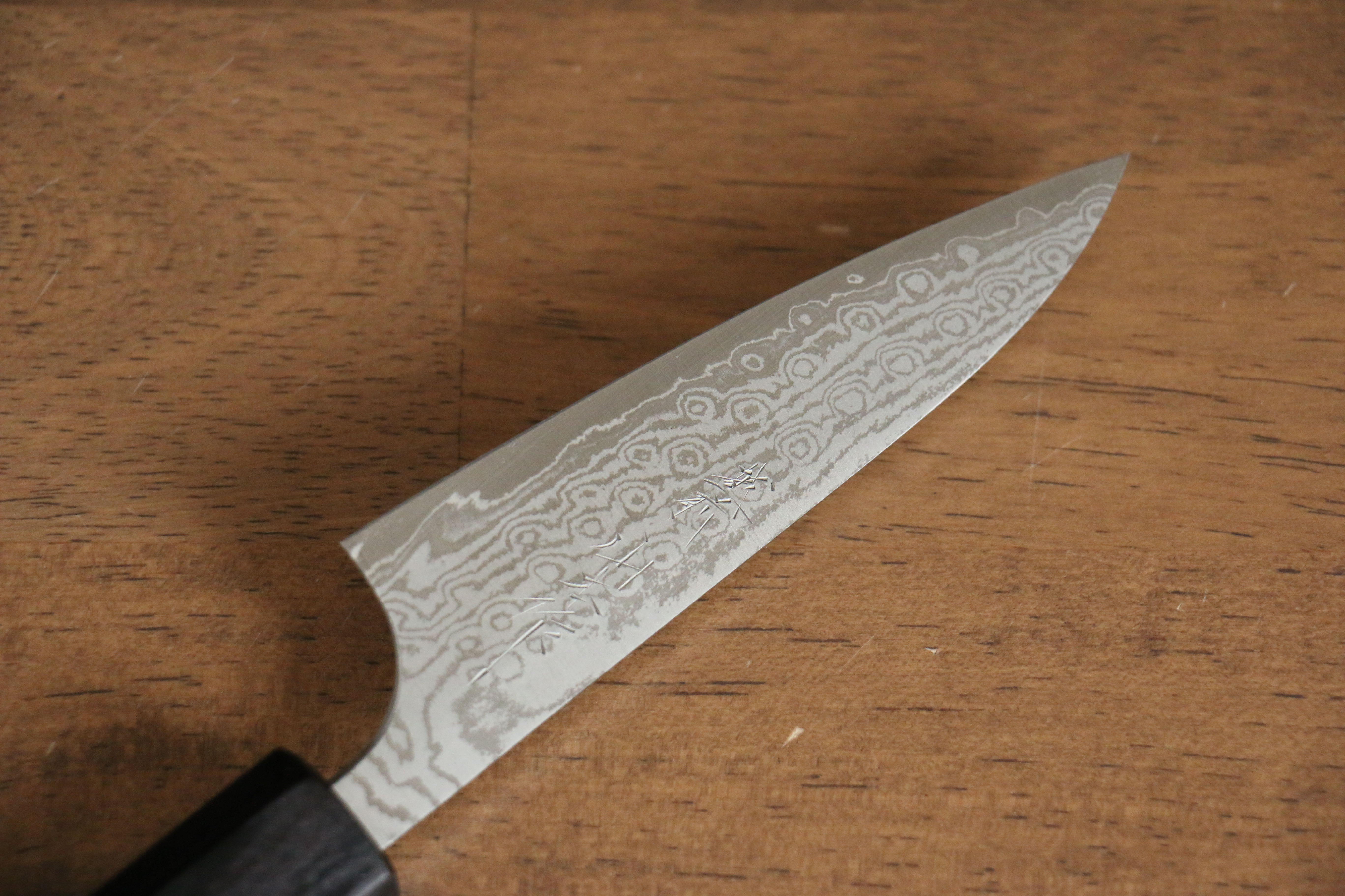 VG10 Damascus Petty Utility Knife 100mm - Japanese Chef Knife with Walnut Handle - Perfect for Slicing, Peeling & Precision Cutting in the Kitchen