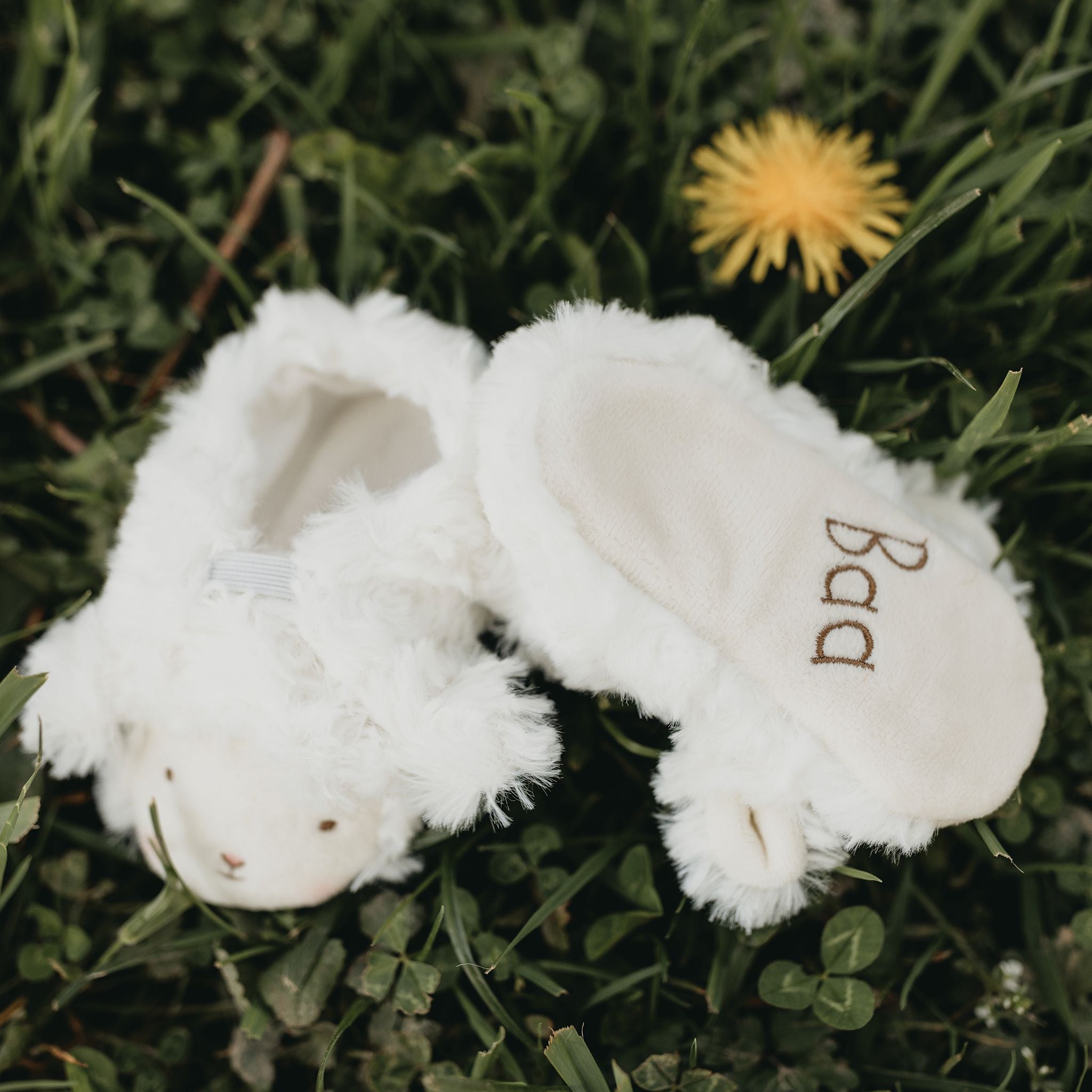 Kiddo Baa Baa Booties - Soft Baby Sheep Booties for Newborns & Infants - Perfect for Winter, Photography & Nursery Decor